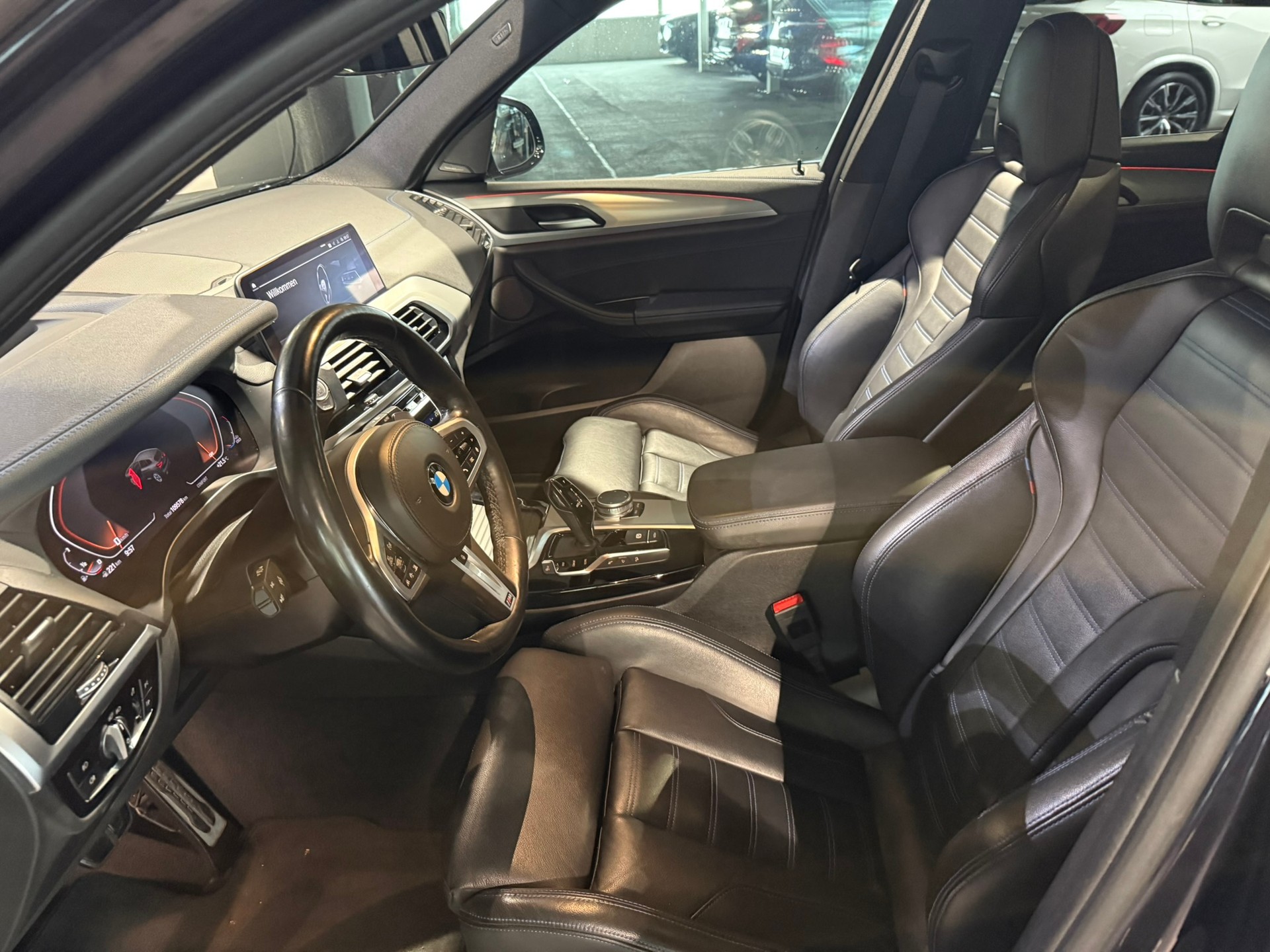 BMW X3 xDrive M40i Steptronic-image-16