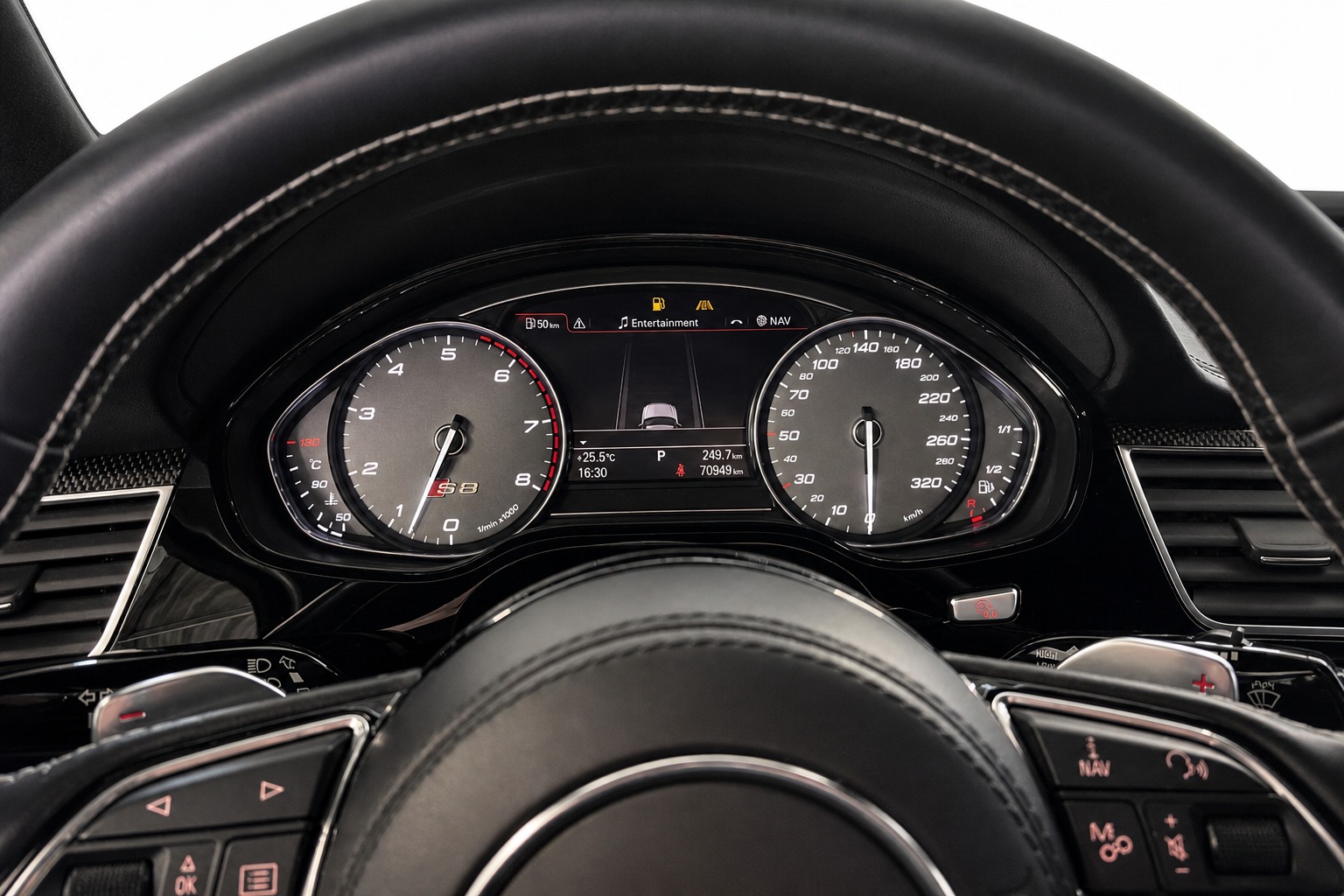 AUDI S8 4.0 V8 TFSI plus qua. T-Tronic-image-16