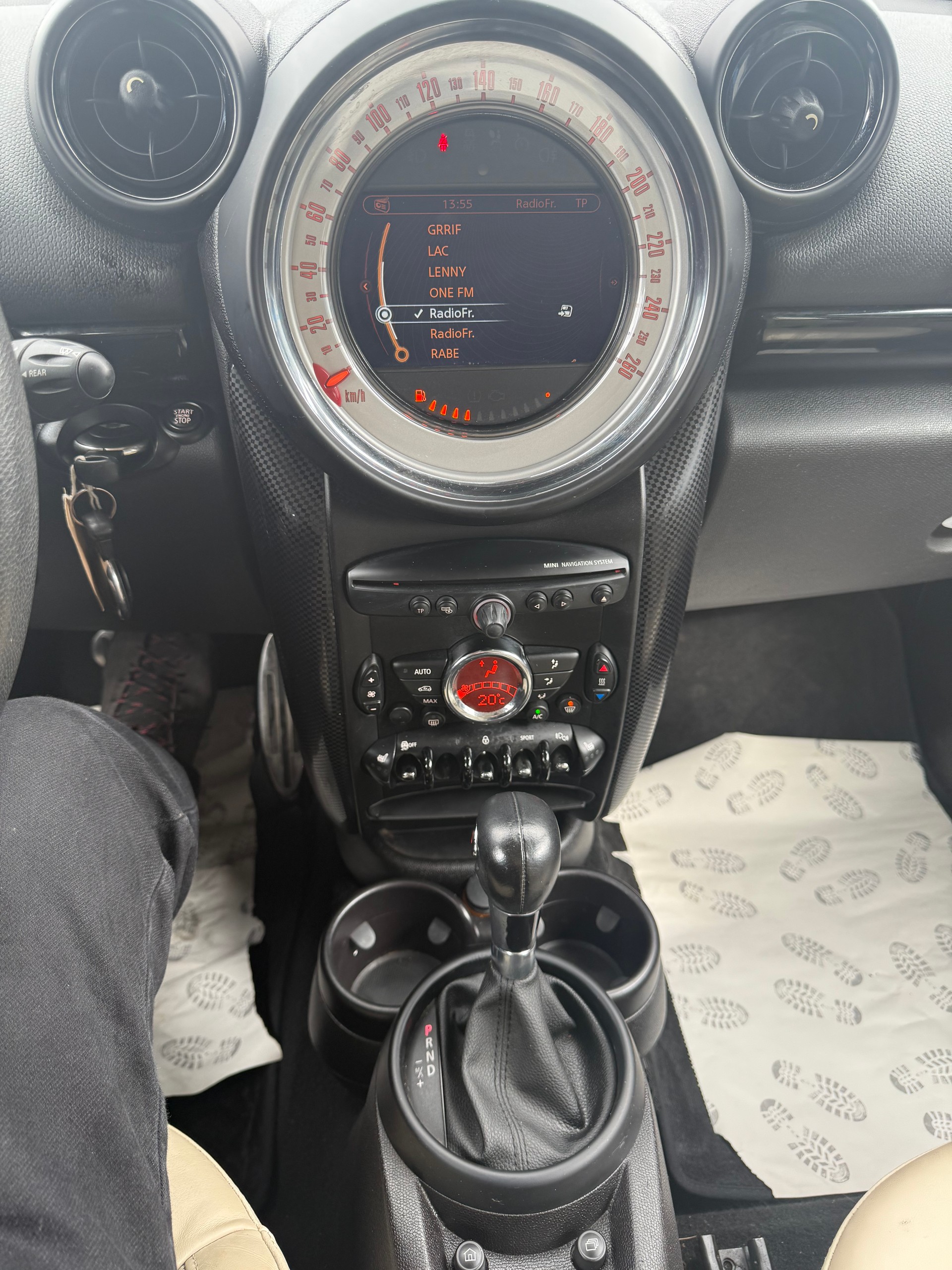 MINI Countryman Cooper S ALL4 Steptronic-image-11
