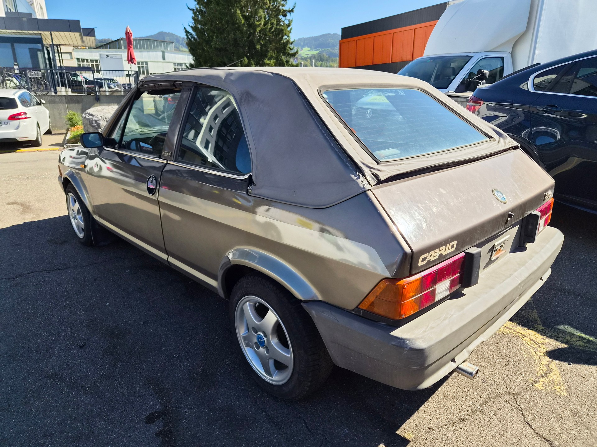 FIAT Ritmo 85 Bertone Cabrio-image-3