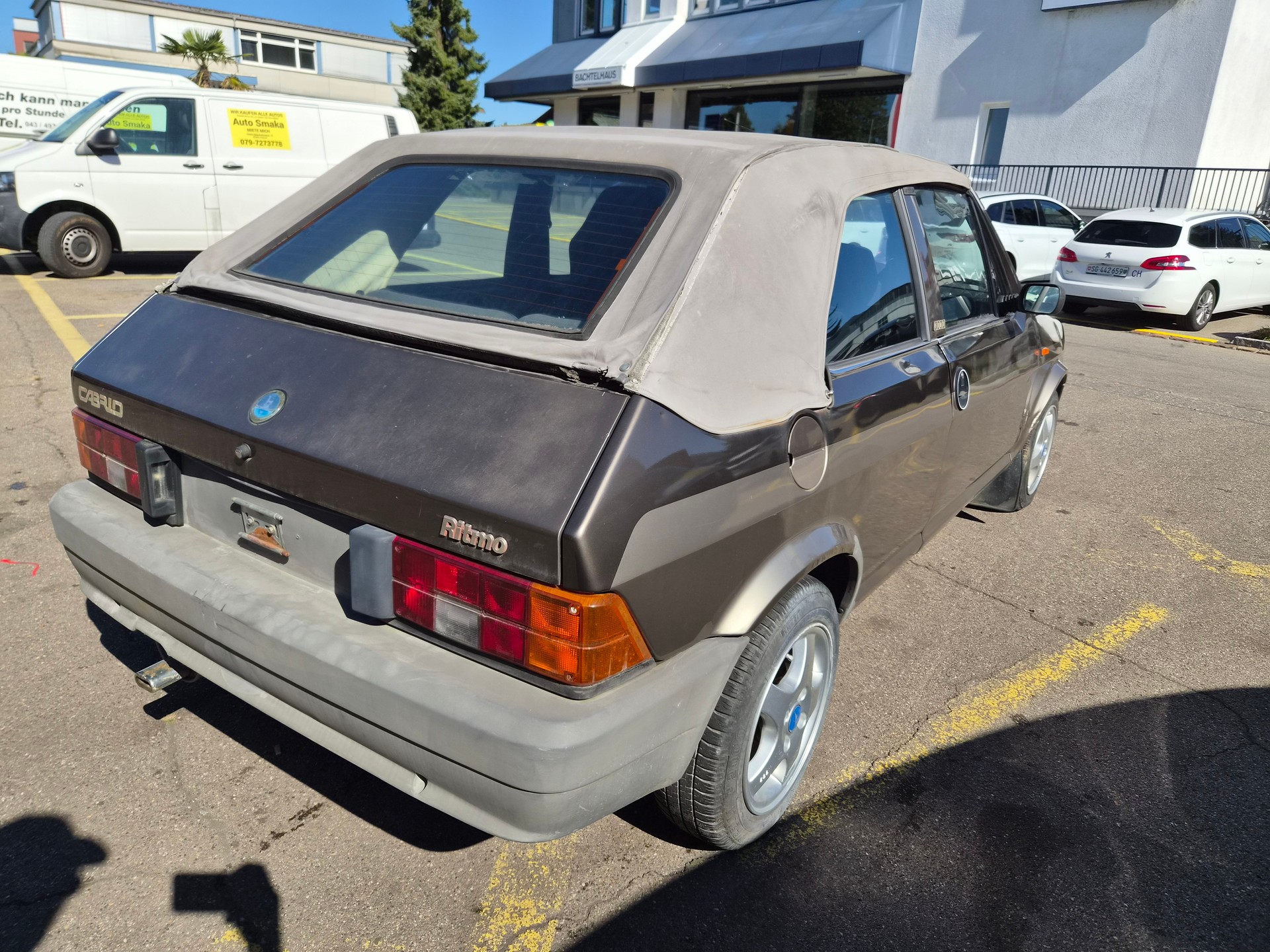 FIAT Ritmo 85 Bertone Cabrio-image-5