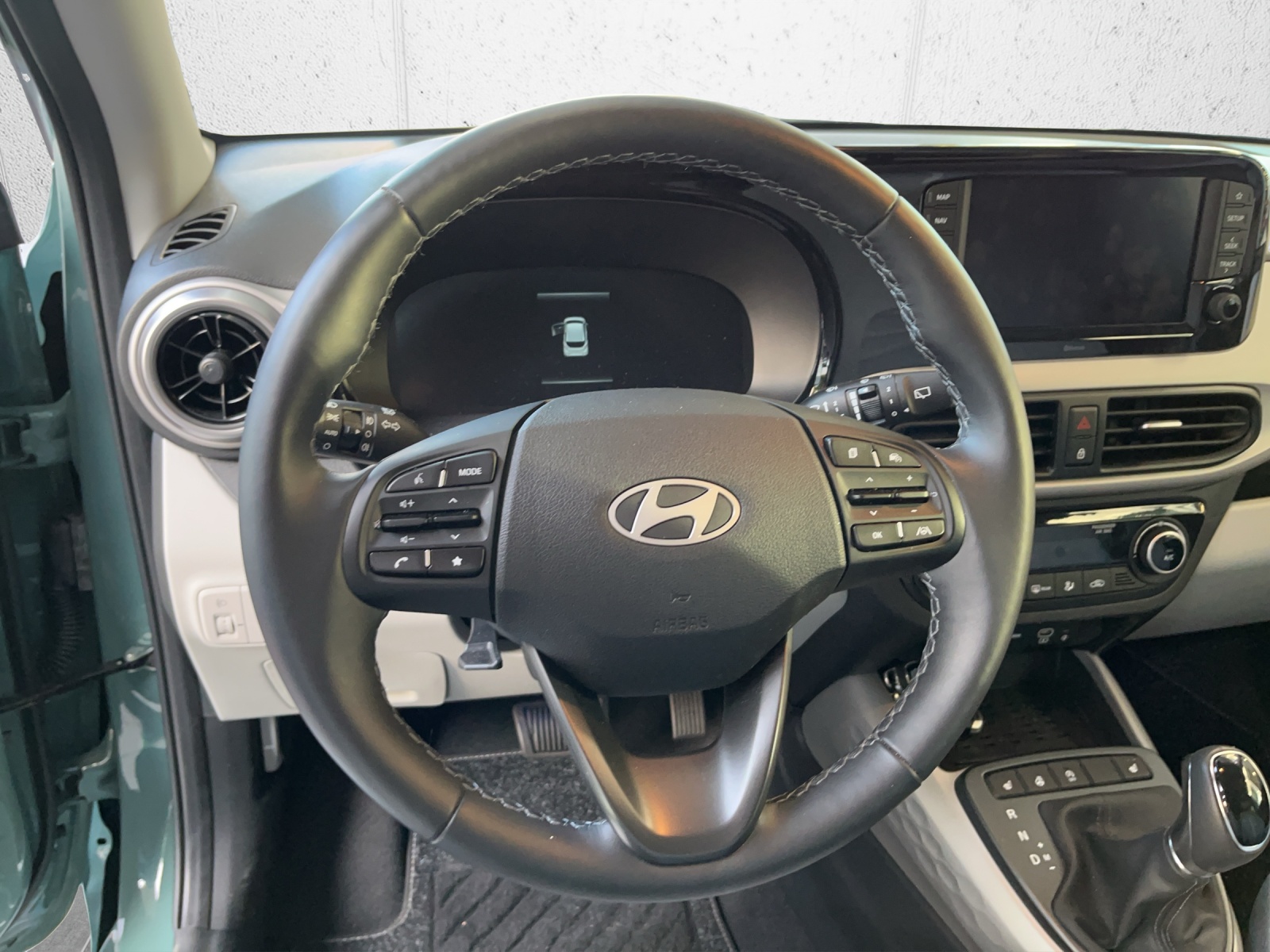 HYUNDAI i10 1.2 Vertex Aut.-image-7