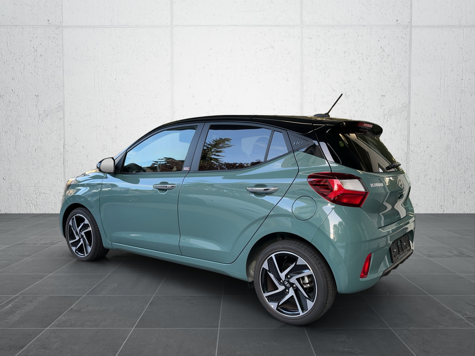 HYUNDAI i10 1.2 Vertex Aut.-image-6