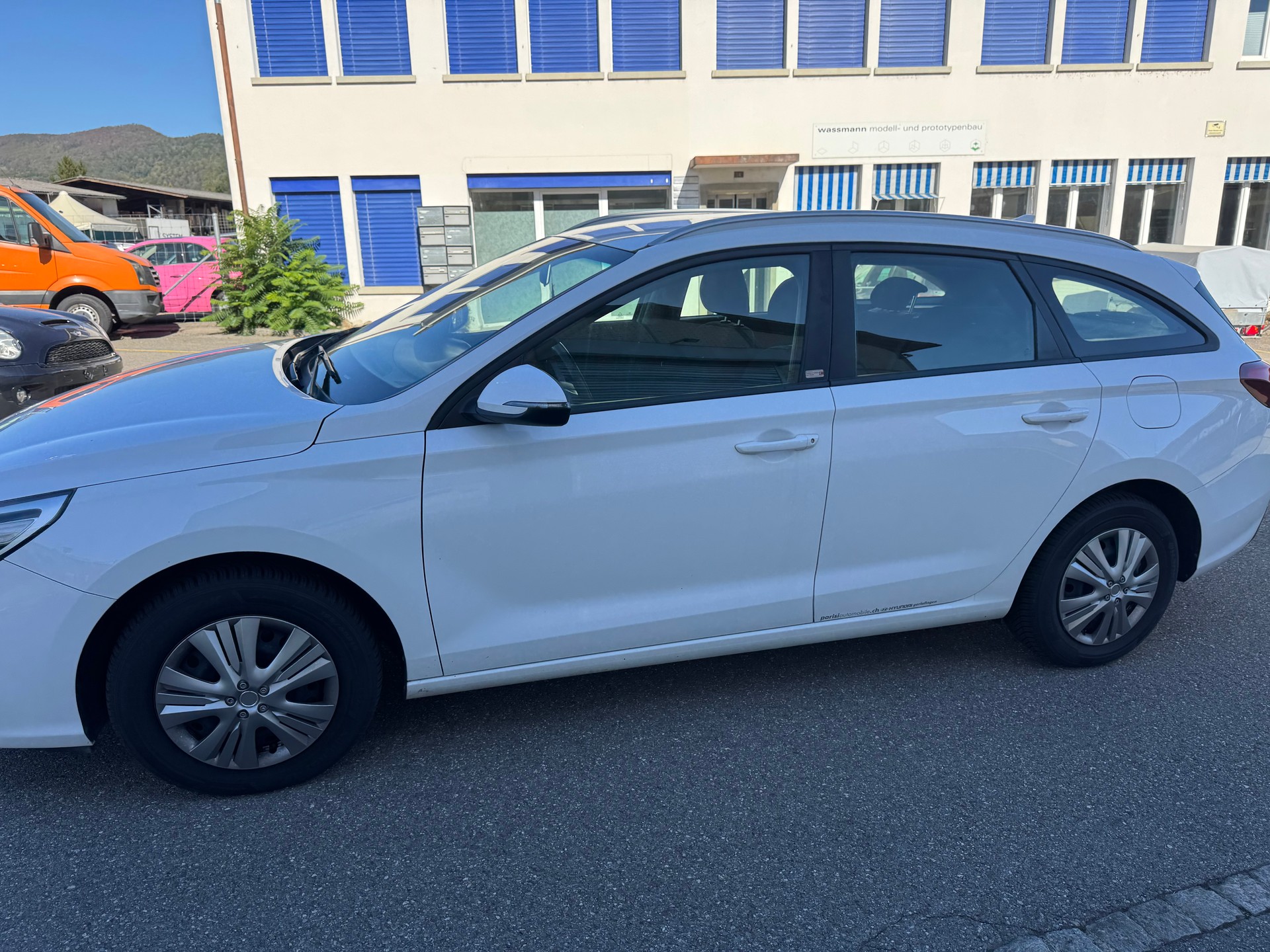HYUNDAI i30-image-7