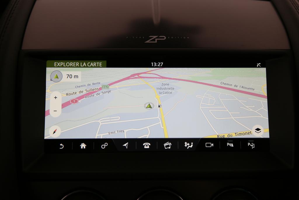 JAGUAR F-Type Convertible 5.0 V8 R AWD-image-8