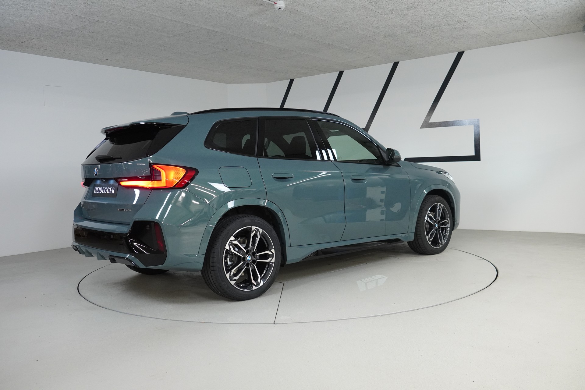 BMW X1 xDrive 20d 48V M Sport-image-4