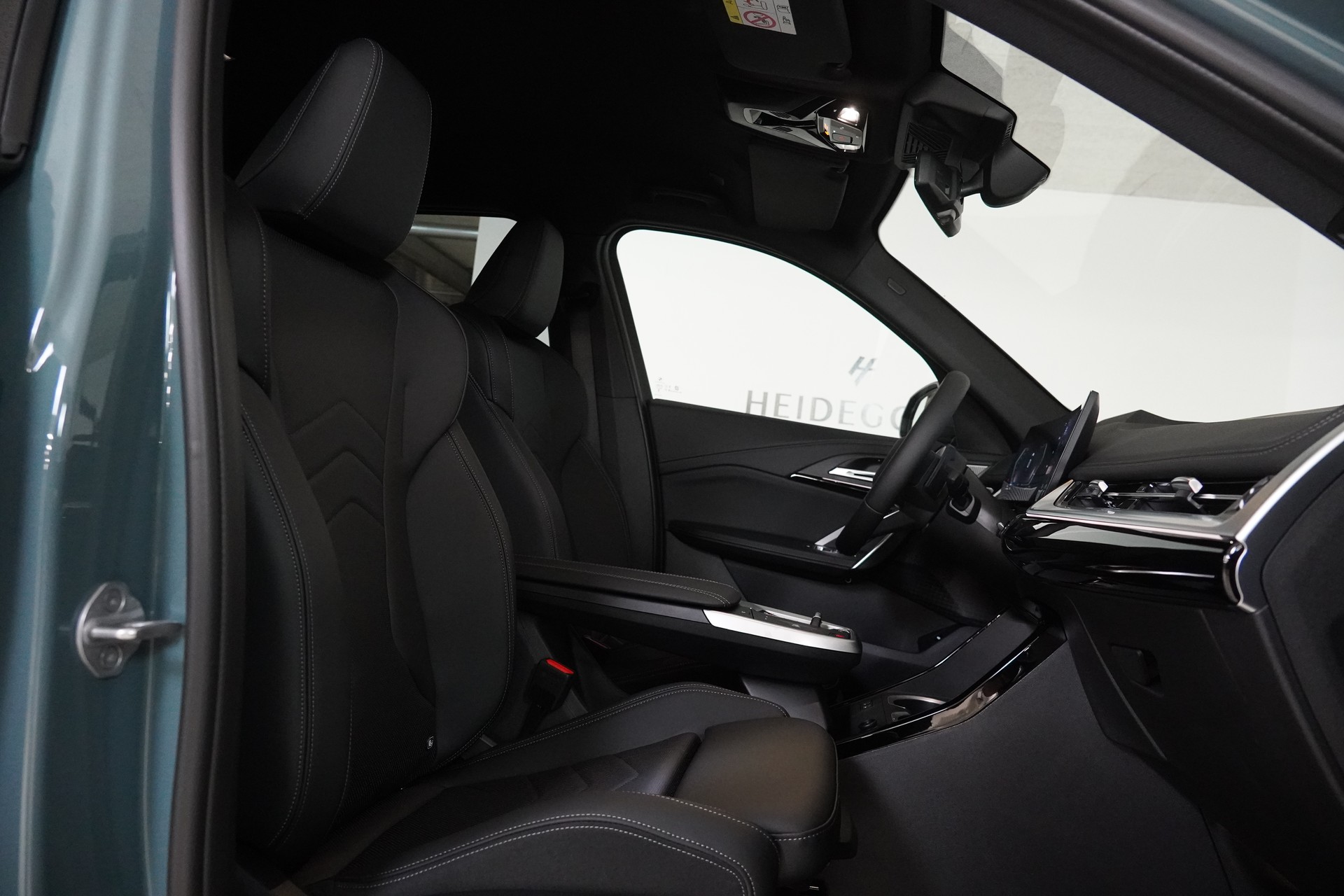 BMW X1 xDrive 20d 48V M Sport-image-15