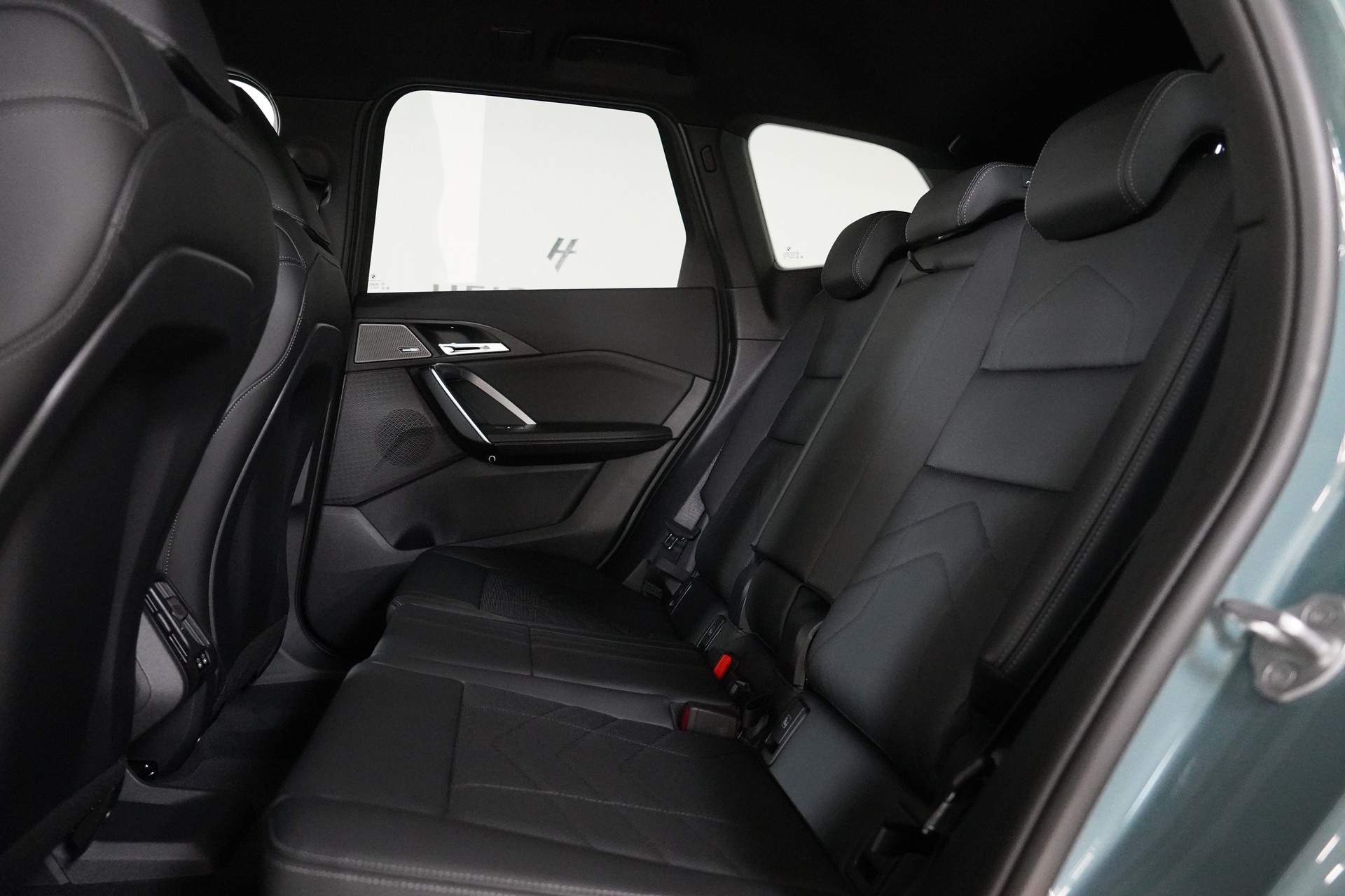 BMW X1 xDrive 20d 48V M Sport-image-12
