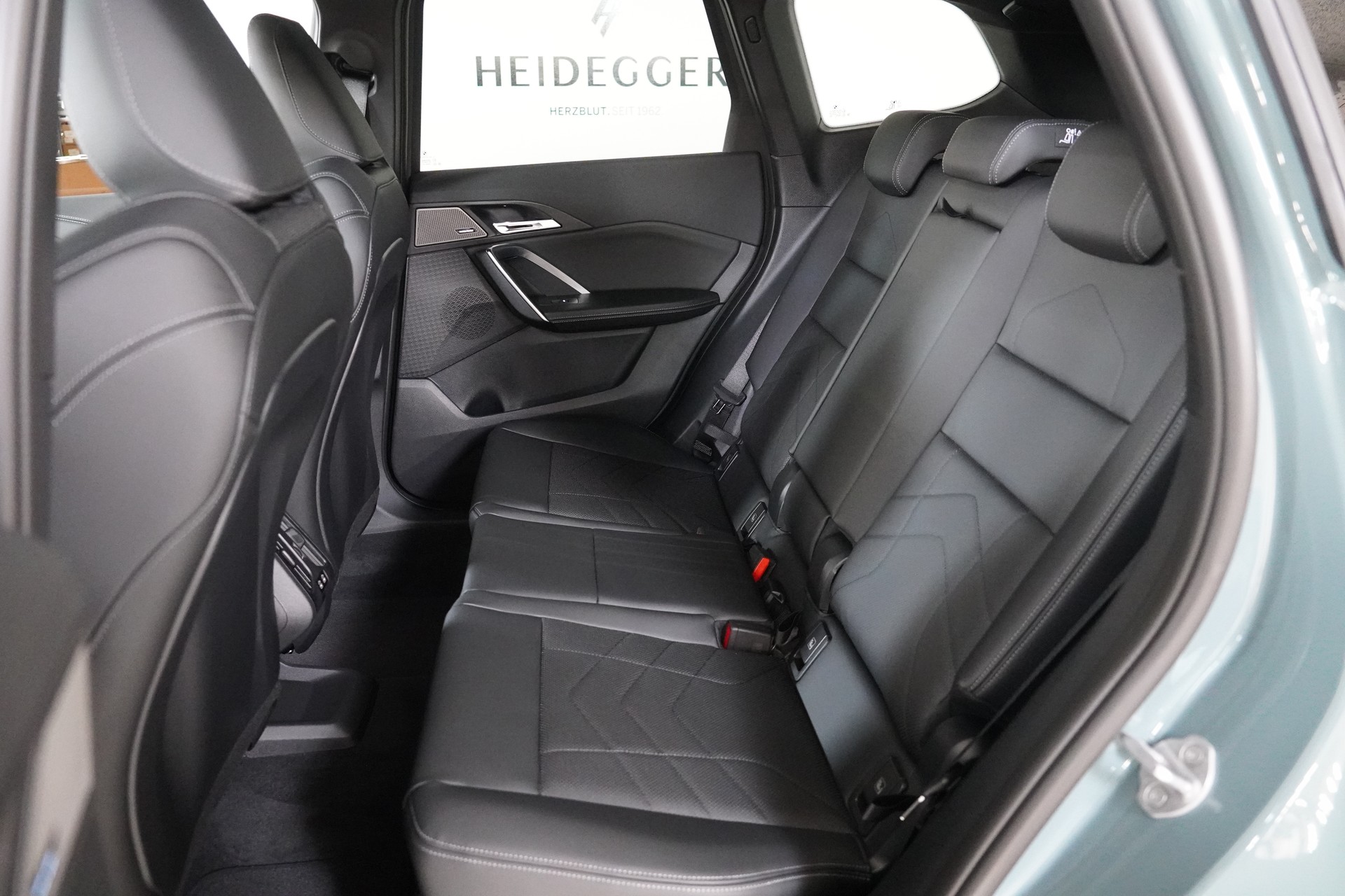 BMW X1 xDrive 20d 48V M Sport-image-13