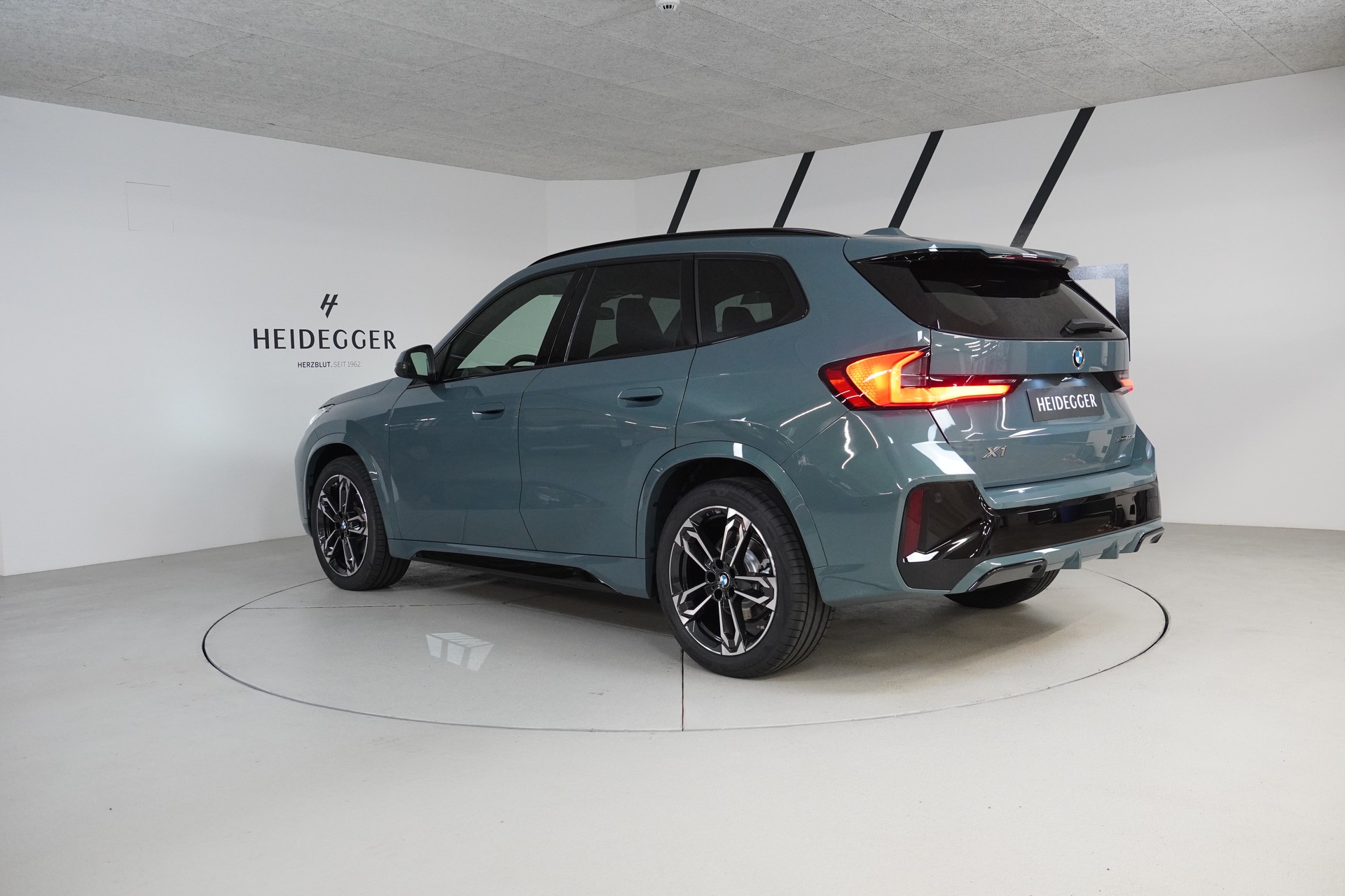 BMW X1 xDrive 20d 48V M Sport-image-6