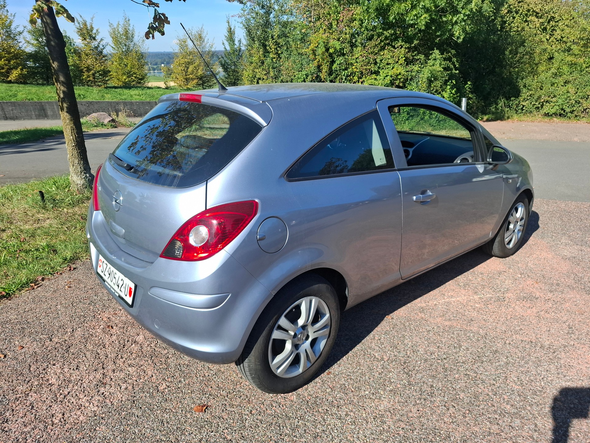 OPEL Corsa 1.4 TP Enjoy-image-5