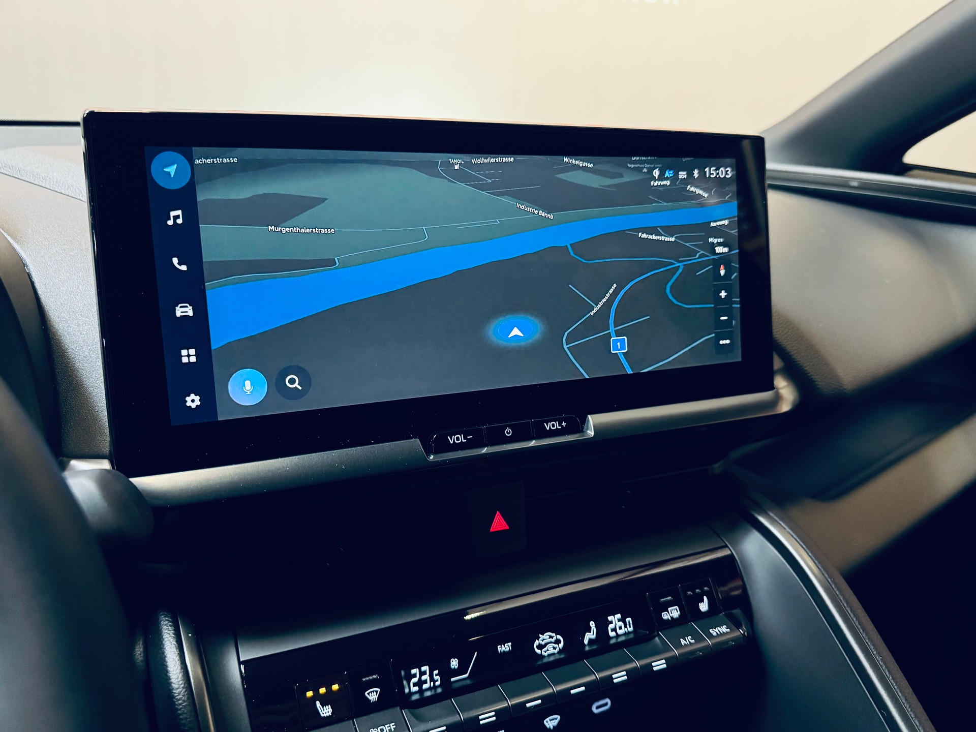 TOYOTA C-HR 2.0 PHEV CVT Trend-image-19