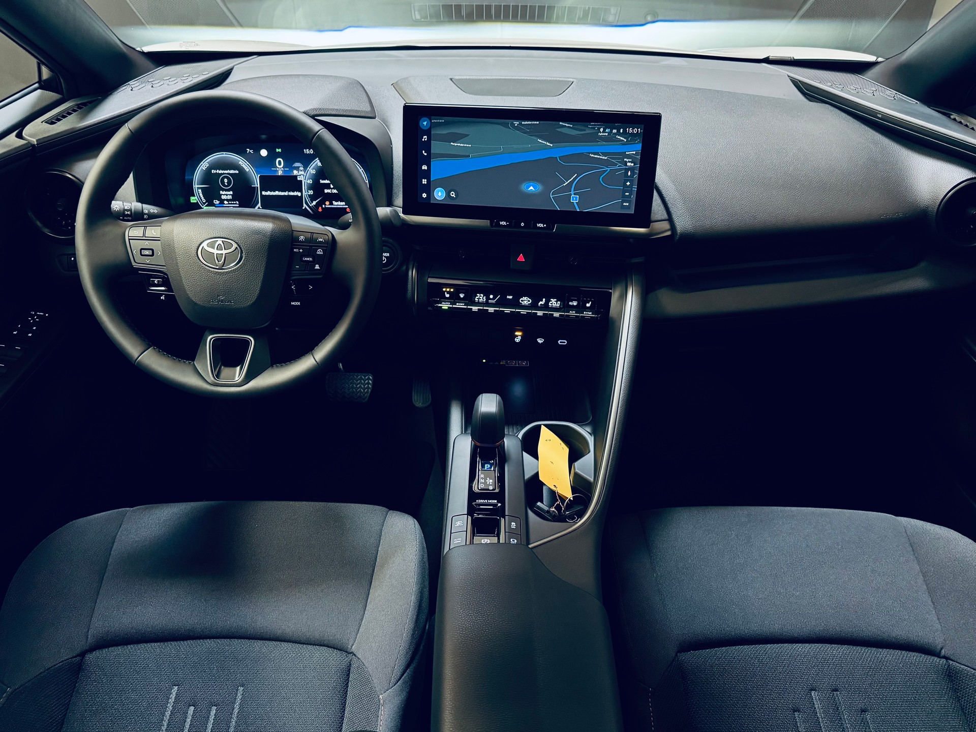 TOYOTA C-HR 2.0 PHEV CVT Trend-image-15