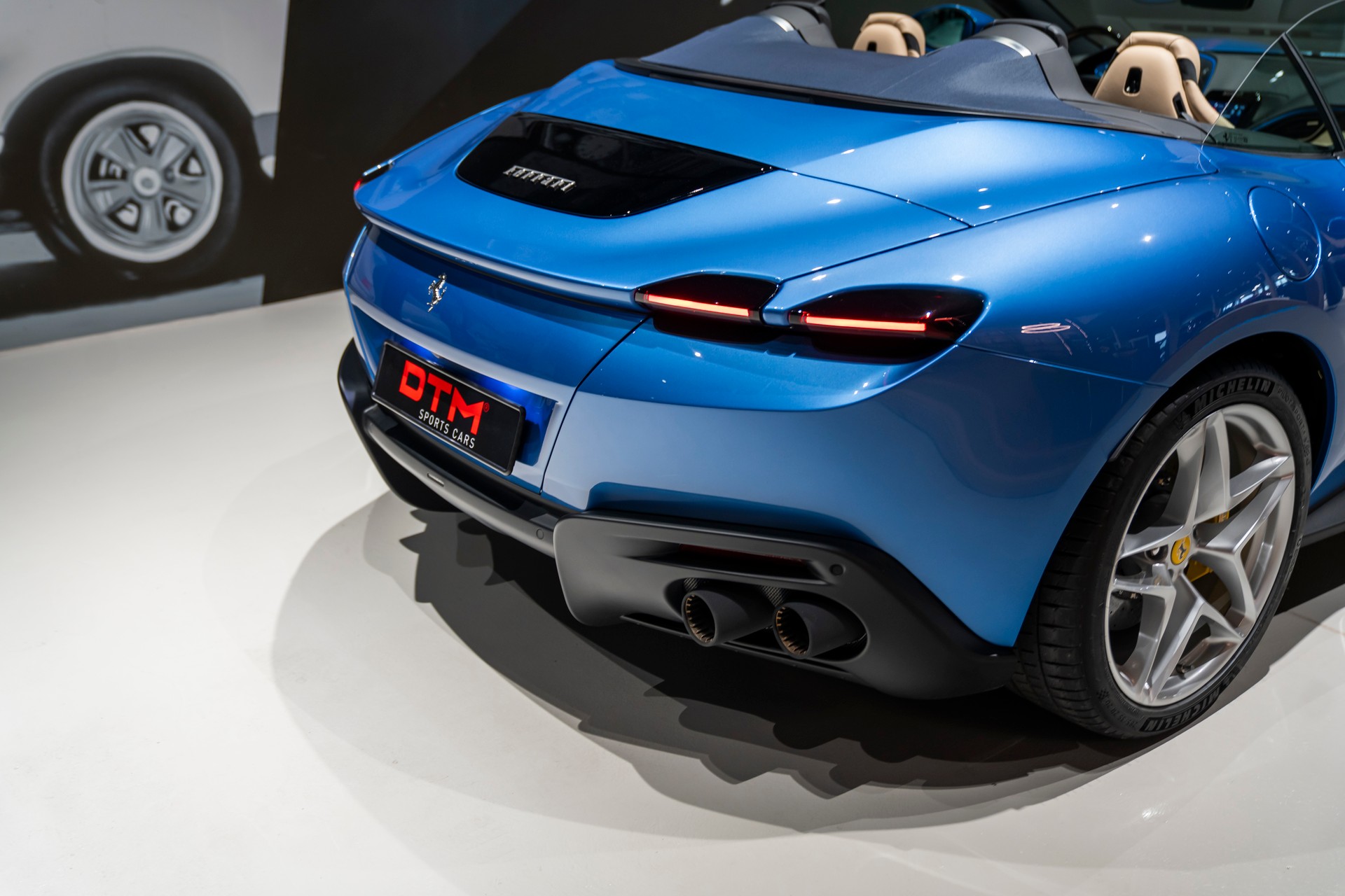 FERRARI Roma 3.9 V8 T Spider-image-6