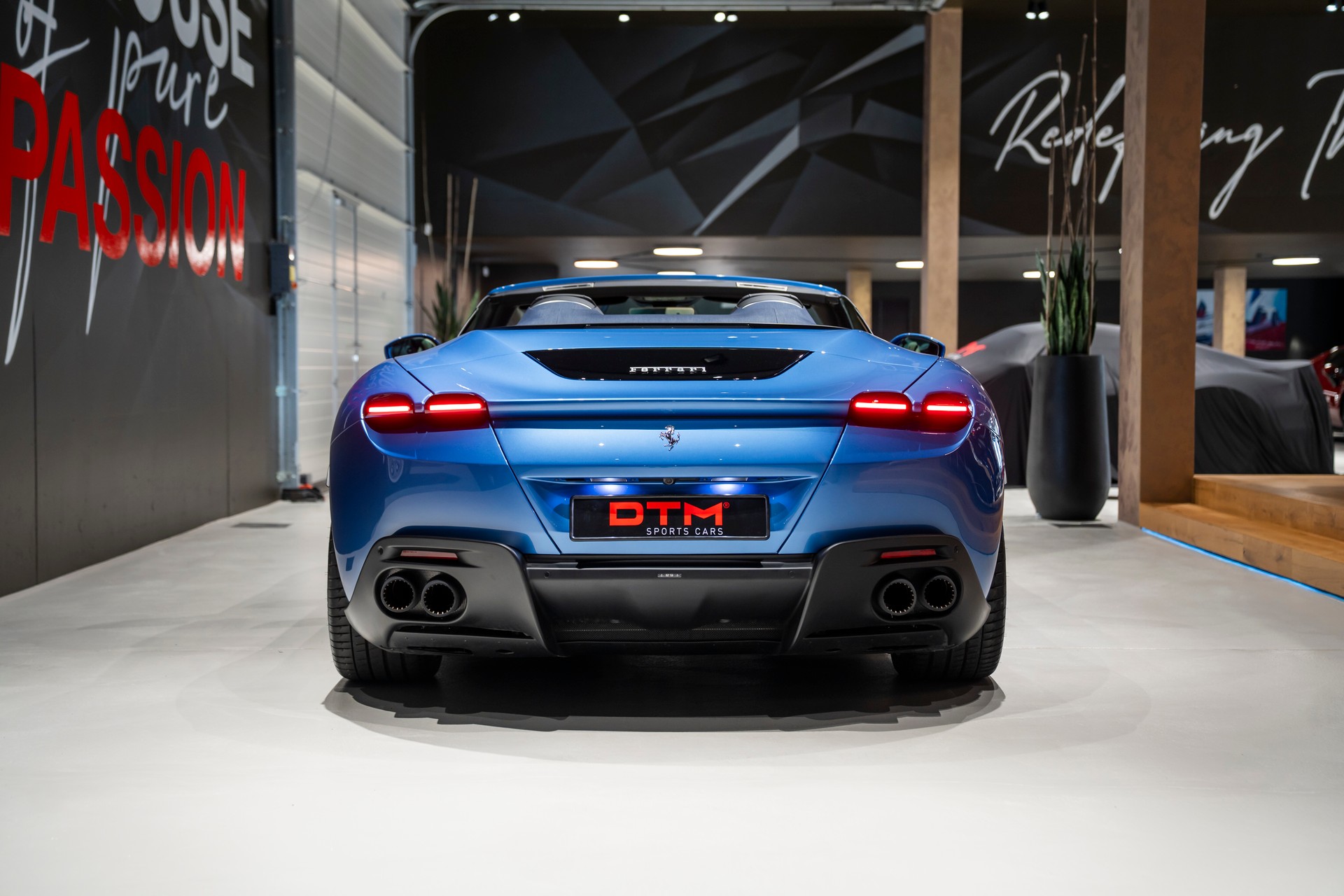 FERRARI Roma 3.9 V8 T Spider-image-4