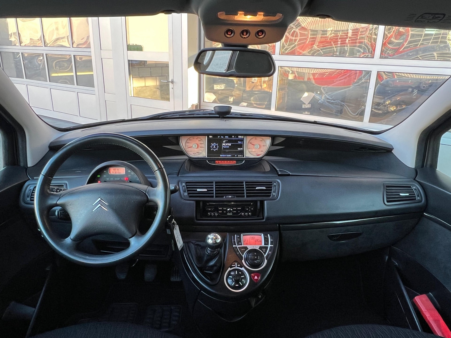 CITROEN Citroën C8 Minivan 2.0 16V HDi Seduction-image-13
