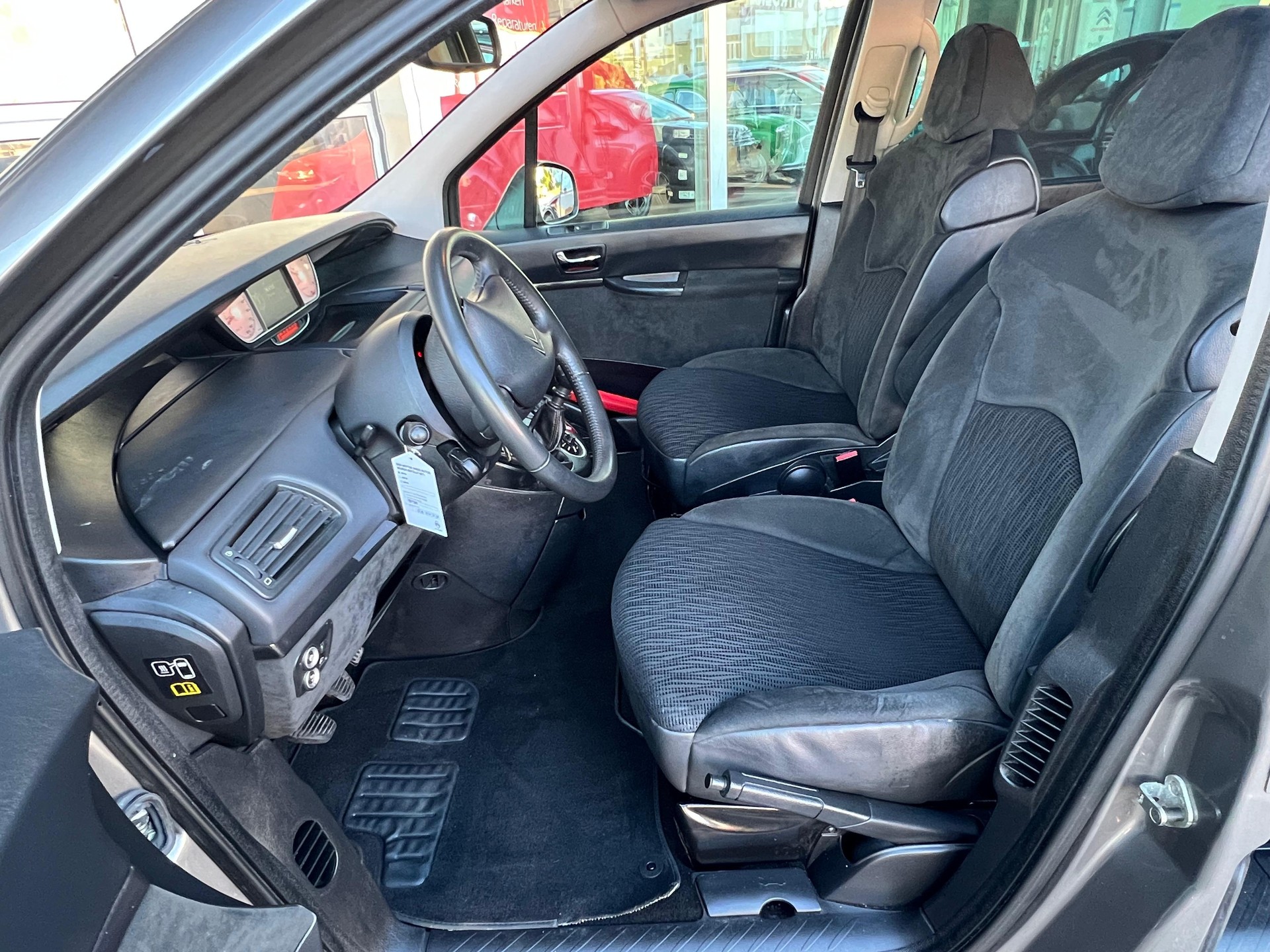 CITROEN Citroën C8 Minivan 2.0 16V HDi Seduction-image-12