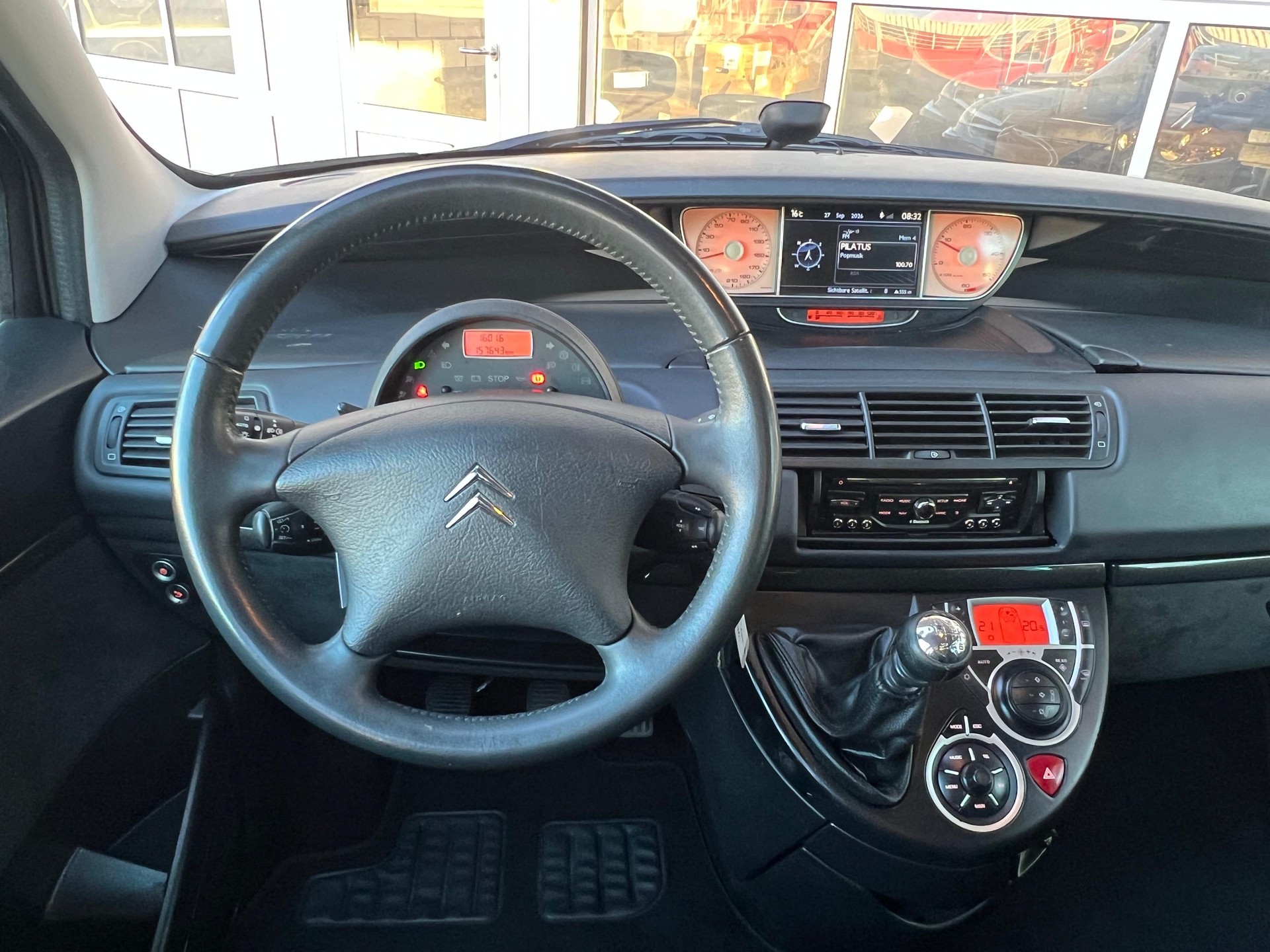 CITROEN Citroën C8 Minivan 2.0 16V HDi Seduction-image-14