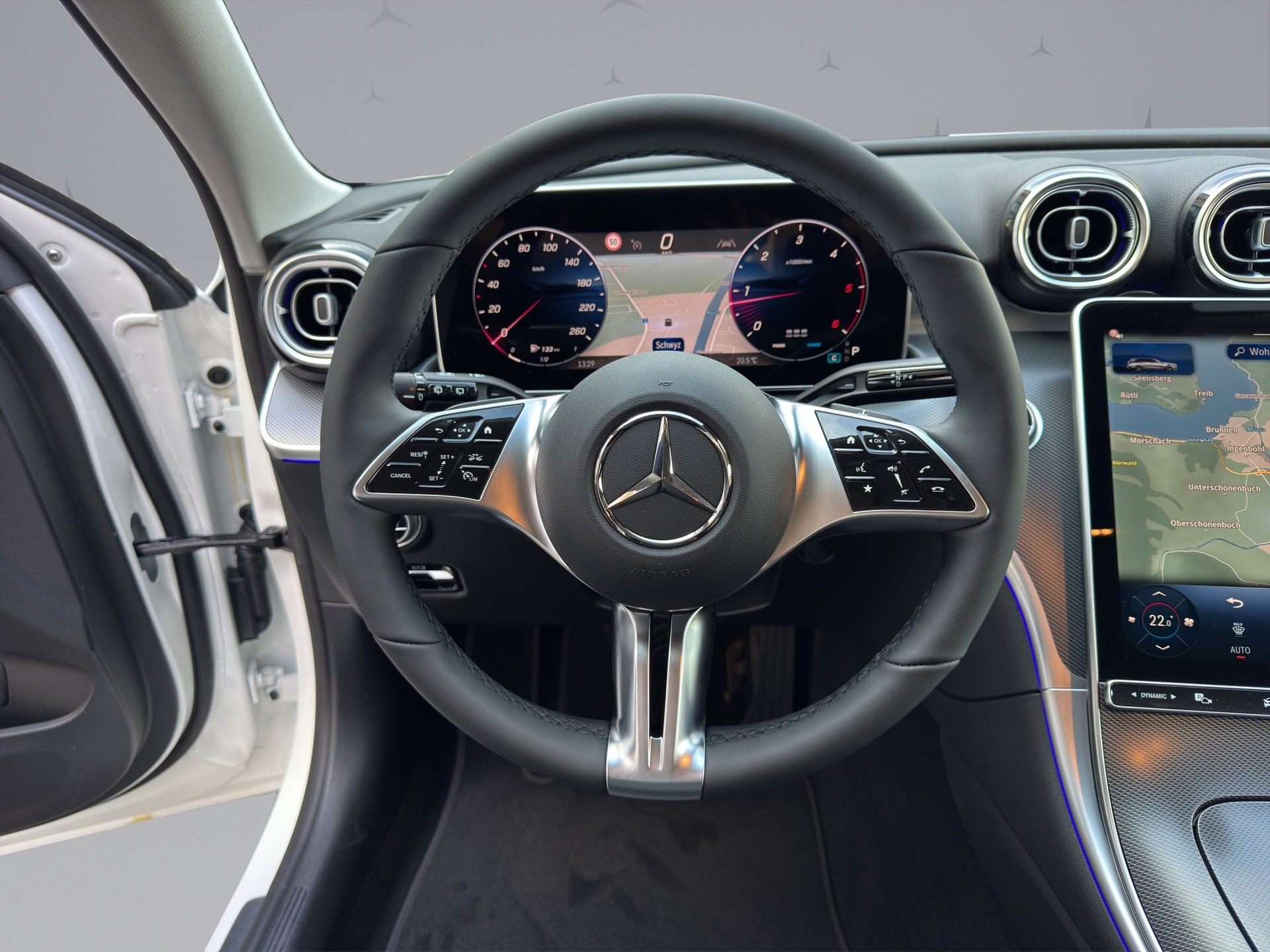 MERCEDES-BENZ C-Klasse S206 Kombi C 220 d Swiss Star Avantgarde 4matic-image-12