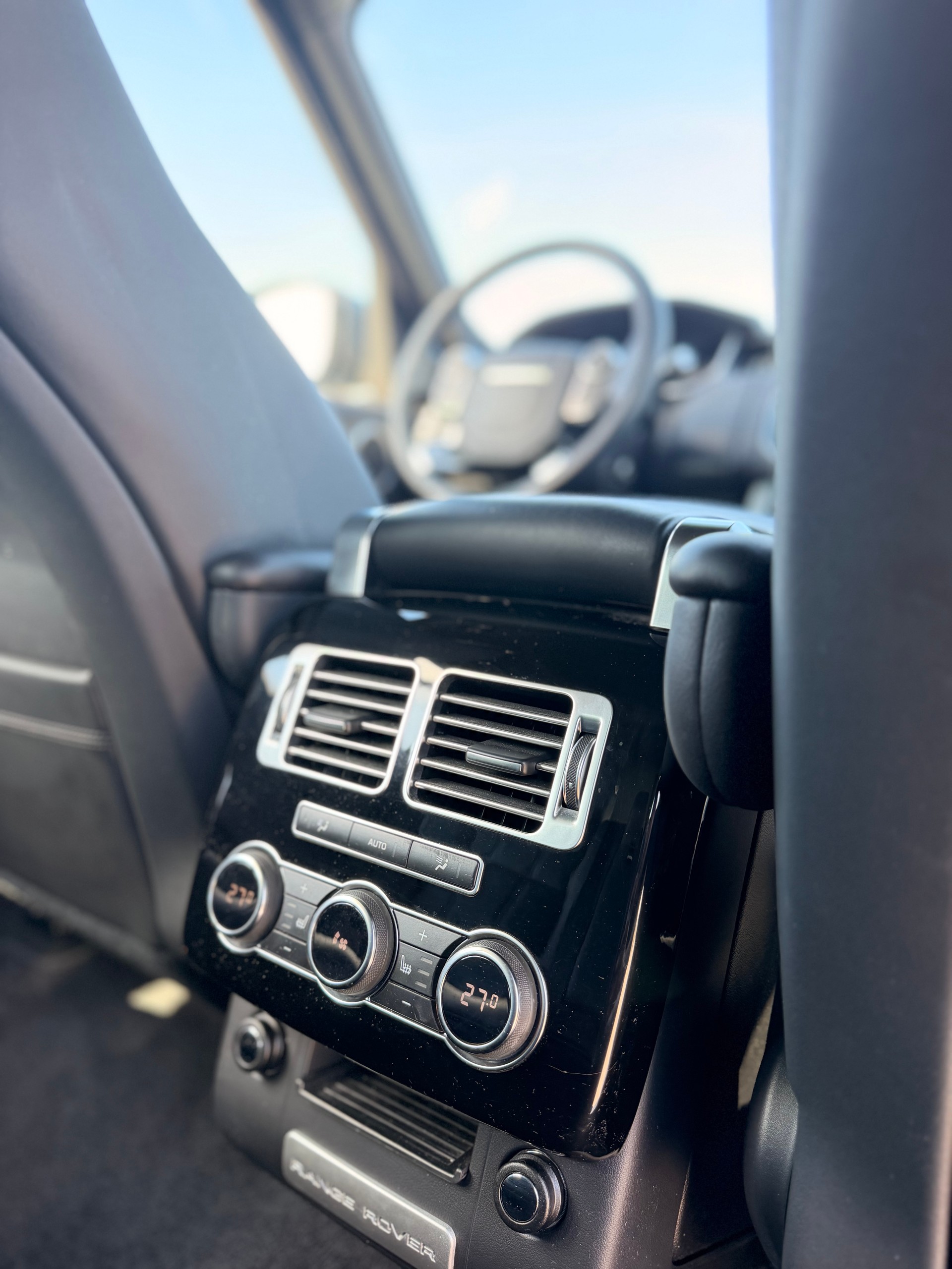 LAND ROVER Range Rover 3.0 TDV6 Vogue Automatic-image-13