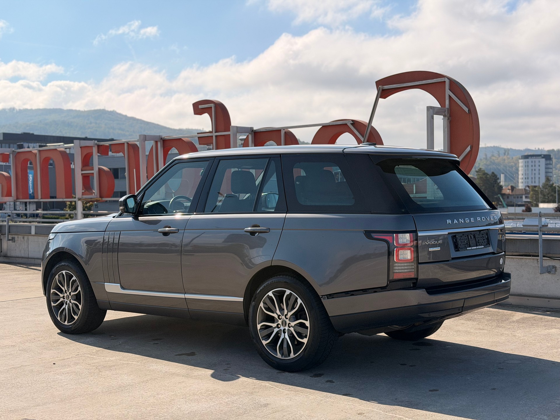 LAND ROVER Range Rover 3.0 TDV6 Vogue Automatic-image-6