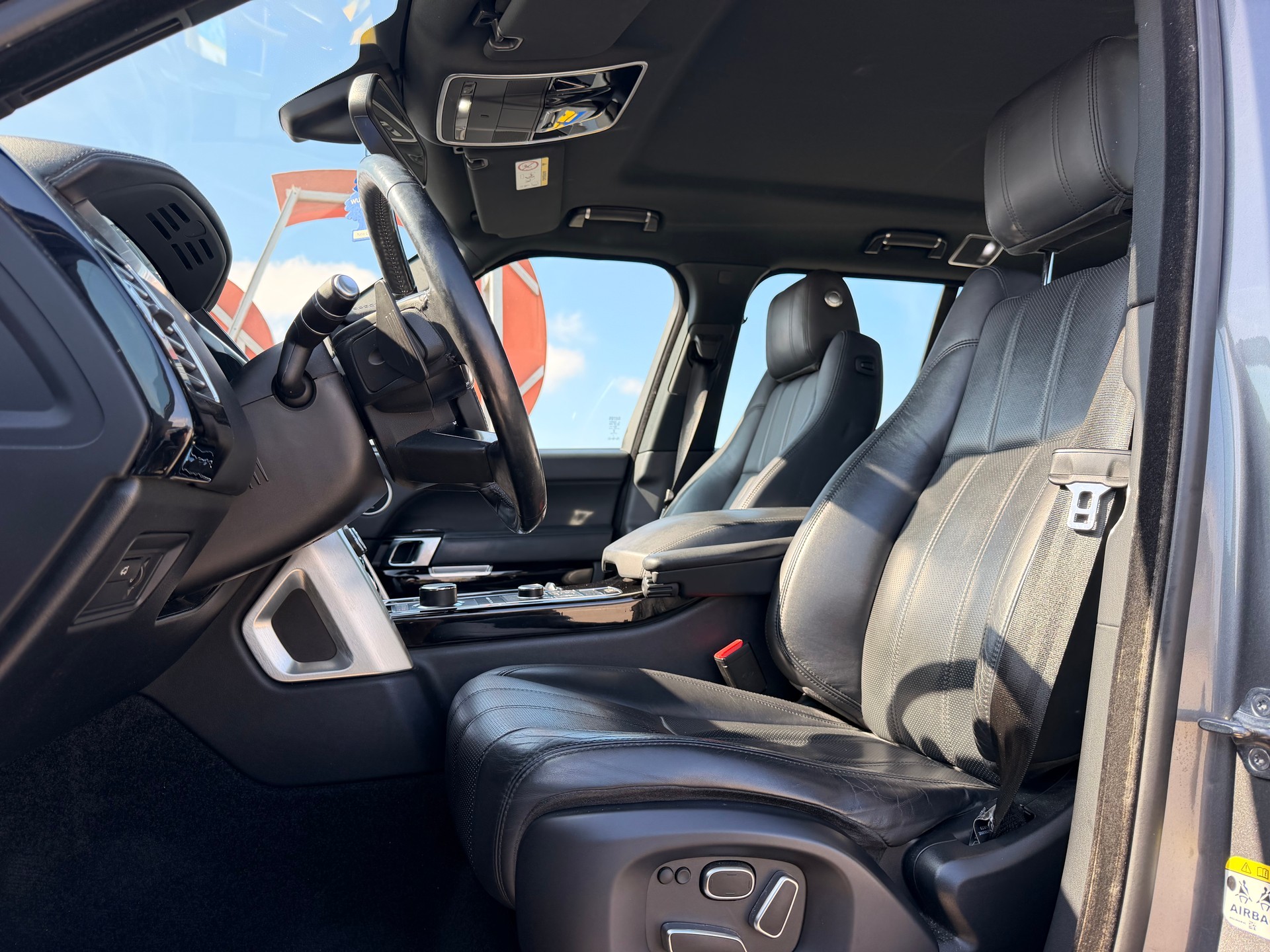 LAND ROVER Range Rover 3.0 TDV6 Vogue Automatic-image-9
