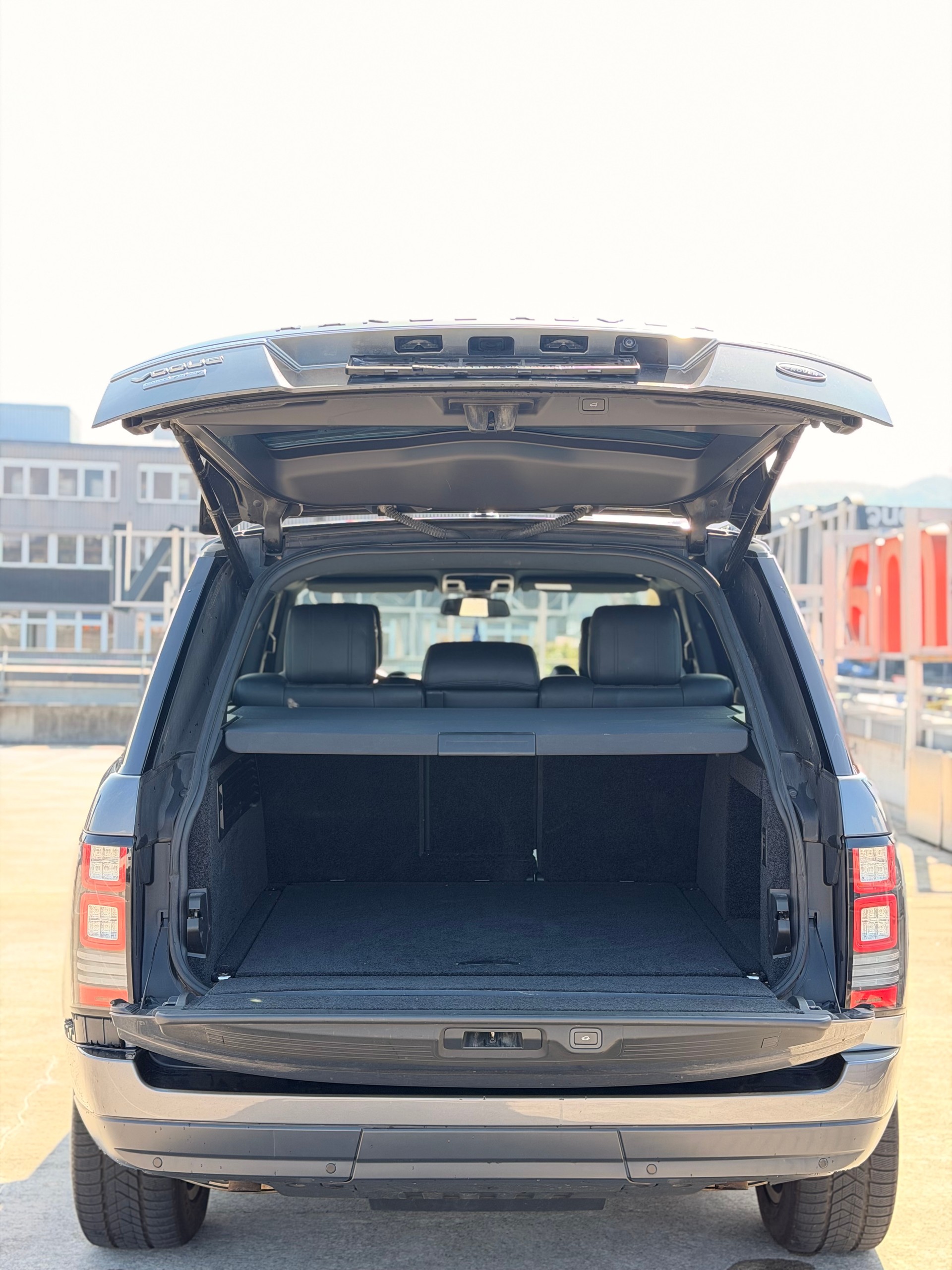 LAND ROVER Range Rover 3.0 TDV6 Vogue Automatic-image-7