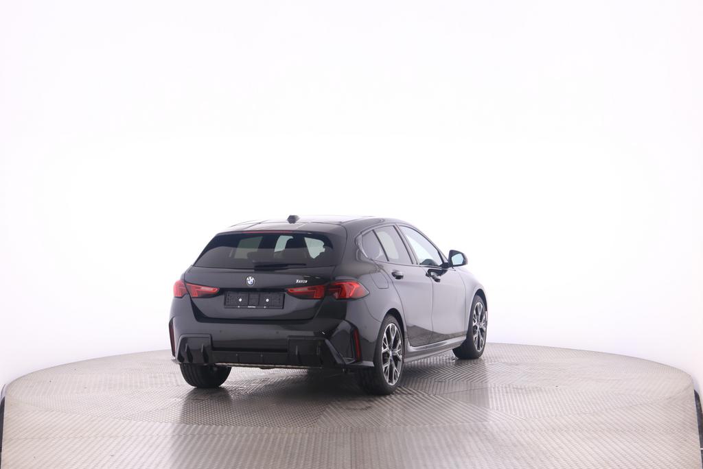 BMW 123 xDrive-image-5