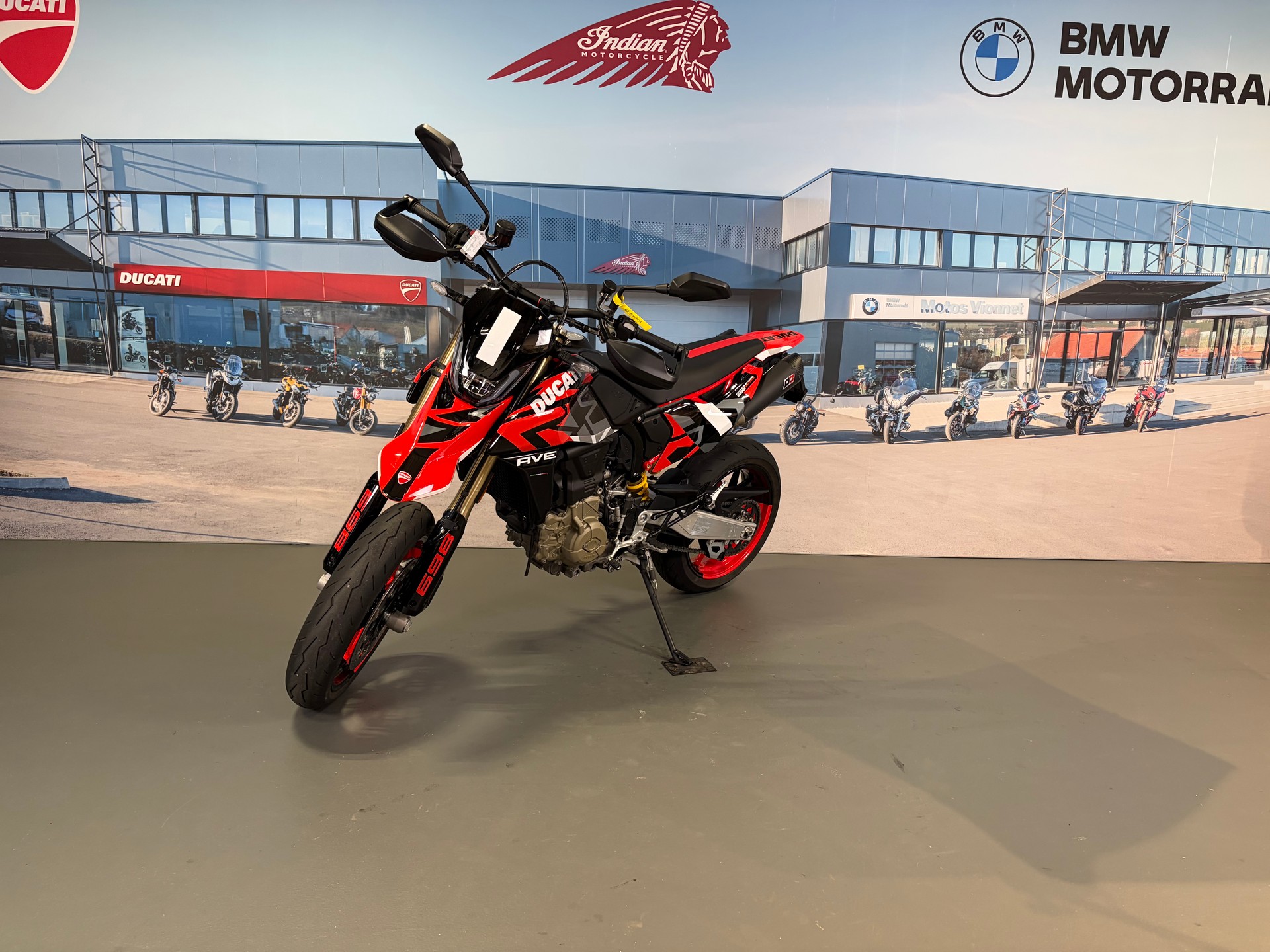DUCATI Hypermotard 698 Mono RVE (35kW)-showroom-element-2
