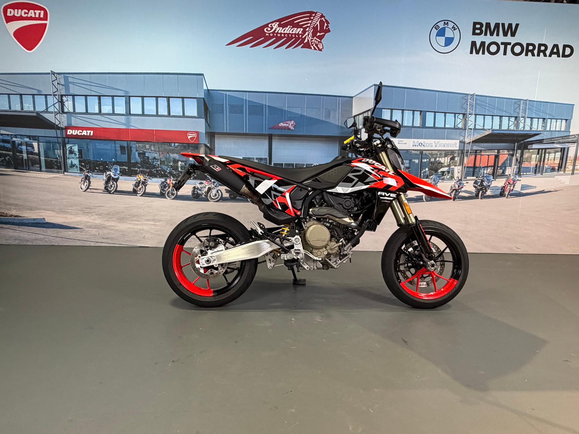 DUCATI Hypermotard 698 Mono RVE (35kW)-image-5