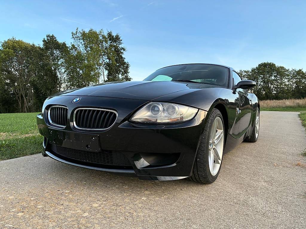 BMW i4-image-0