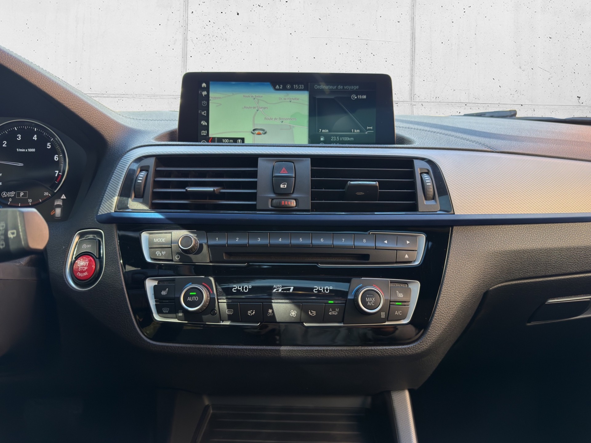 BMW M140i xDrive Steptronic-image-19