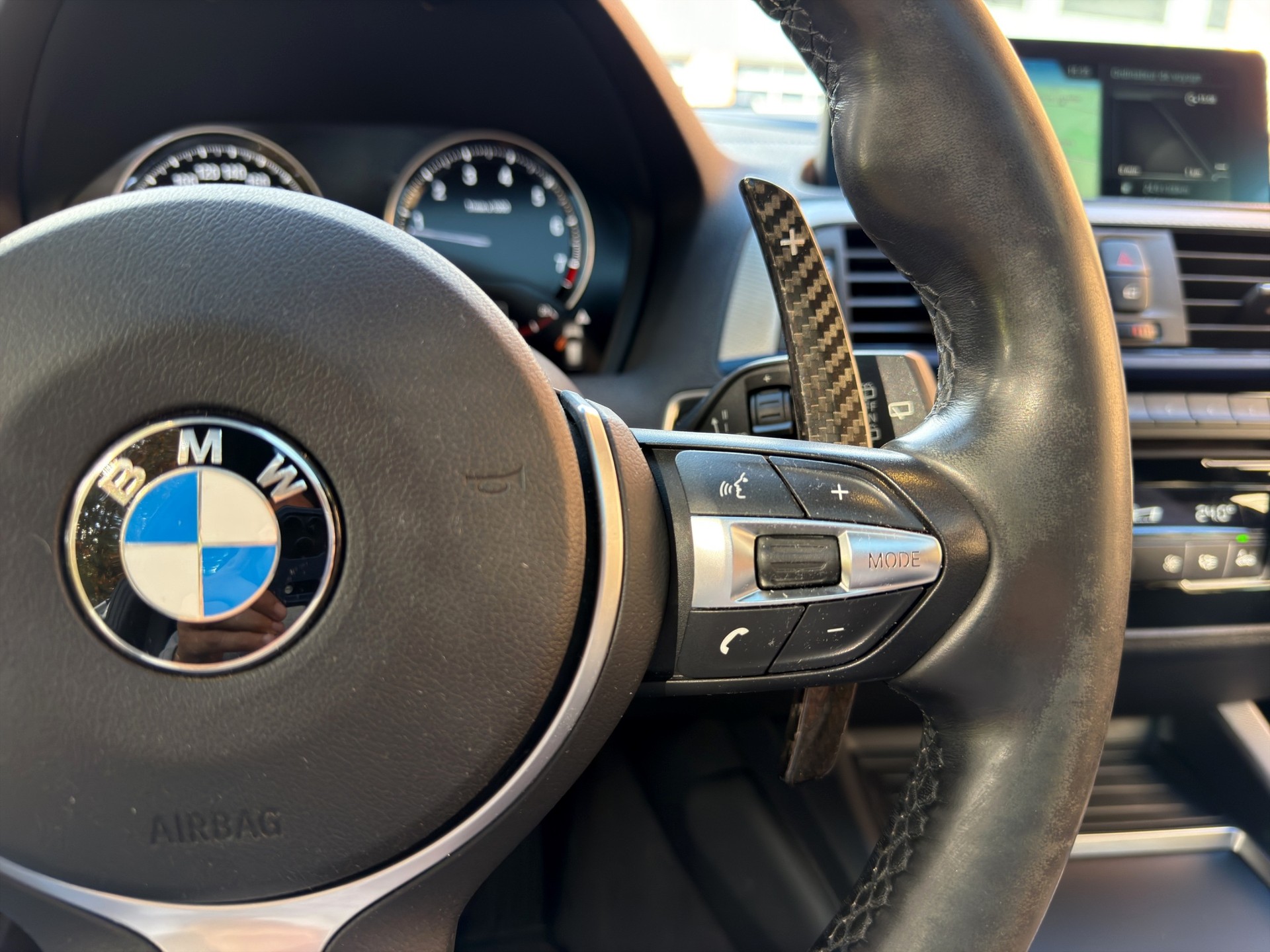 BMW M140i xDrive Steptronic-image-17