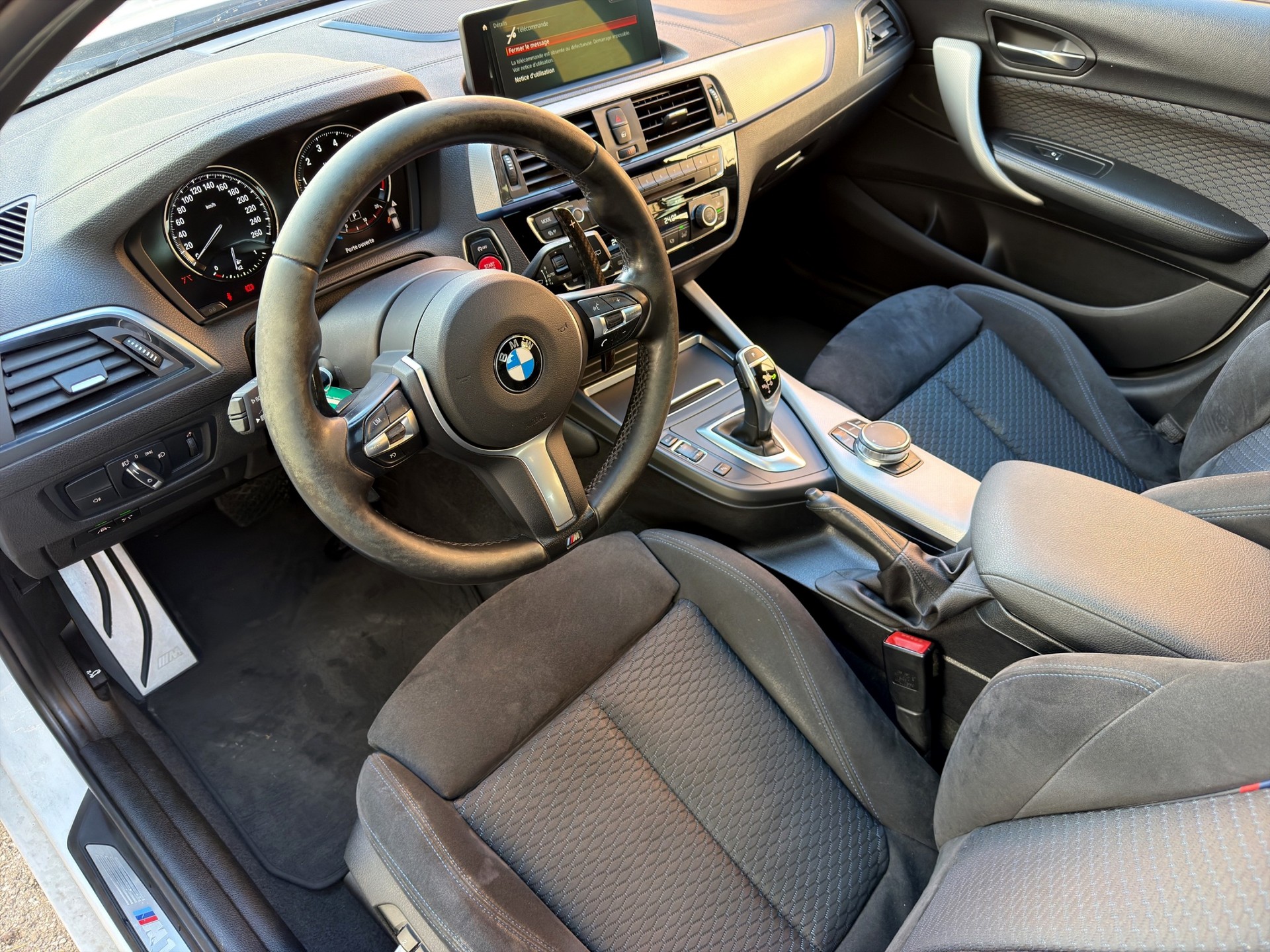 BMW M140i xDrive Steptronic-image-11