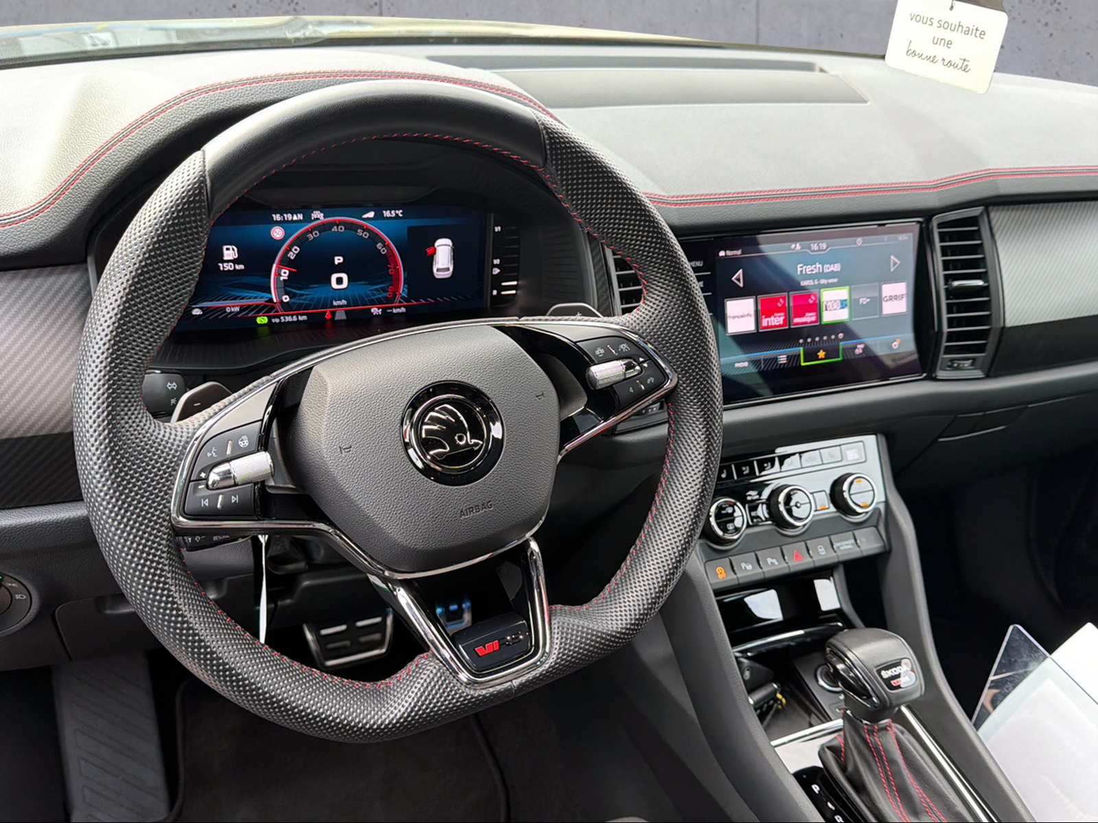 SKODA Kodiaq 2.0 TSI 4x4 RS-image-3