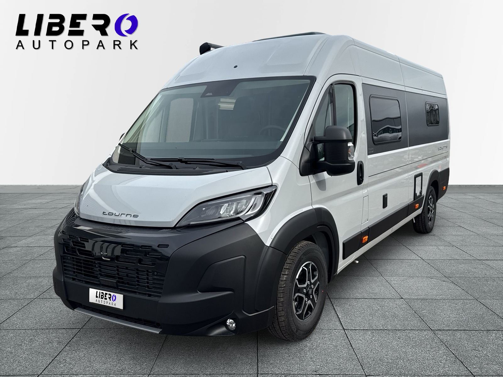 TOURNE MOBIL 6.4 Cruise - Heavy Chassis 180 PS-image-0