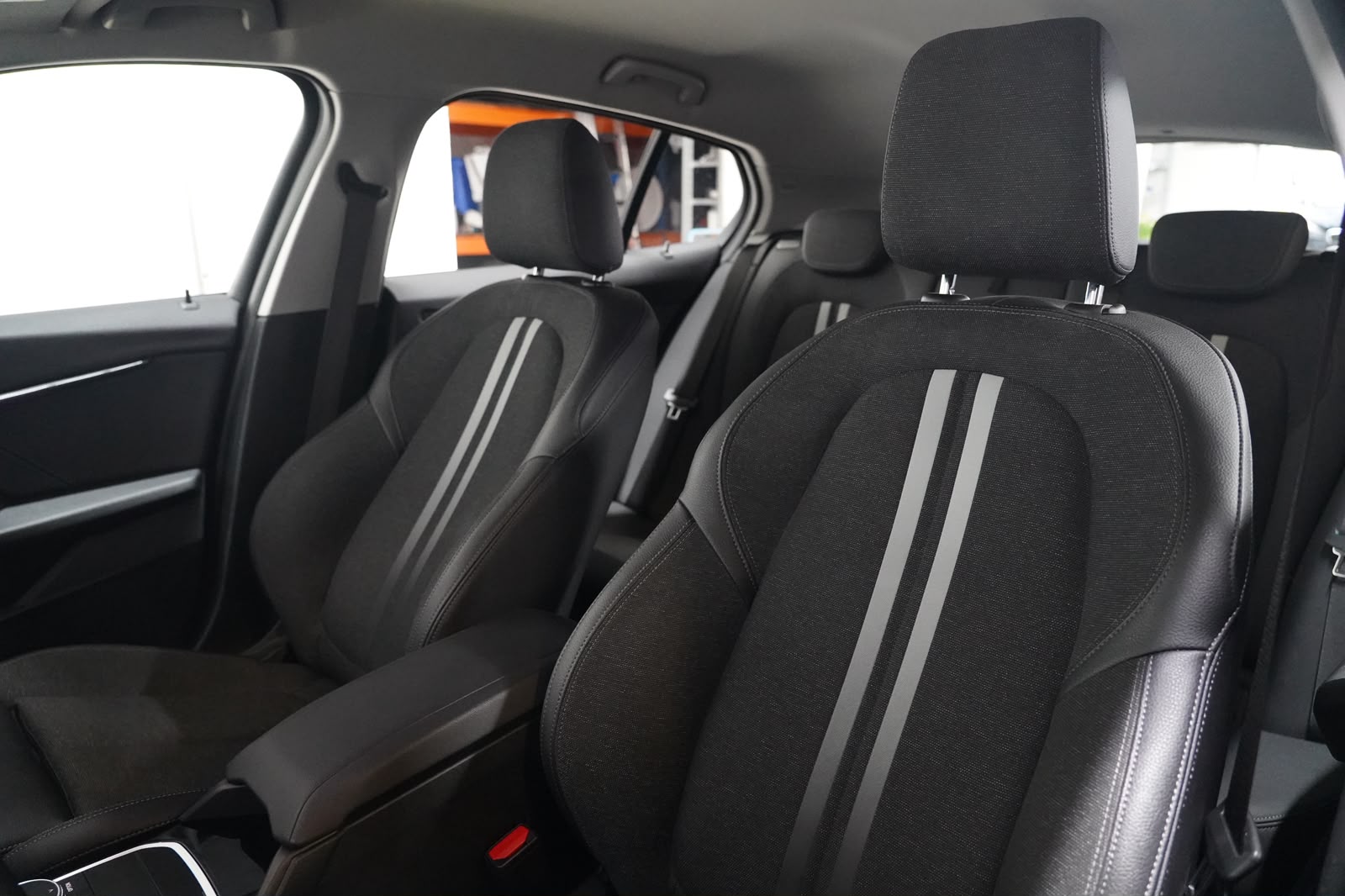 BMW 118i Sport Line Steptronic-image-11
