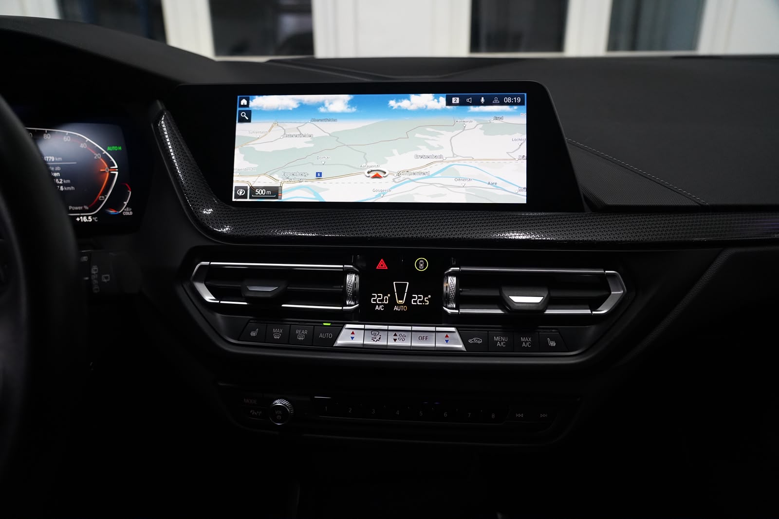 BMW 118i Sport Line Steptronic-image-18