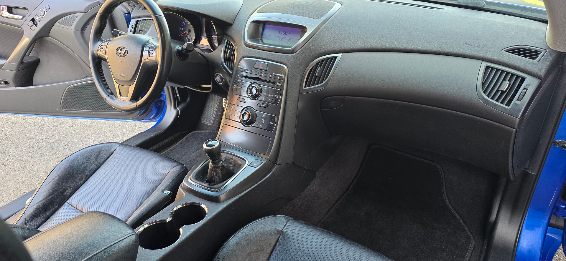 HYUNDAI Genesis 2.0 Turbo-image-18