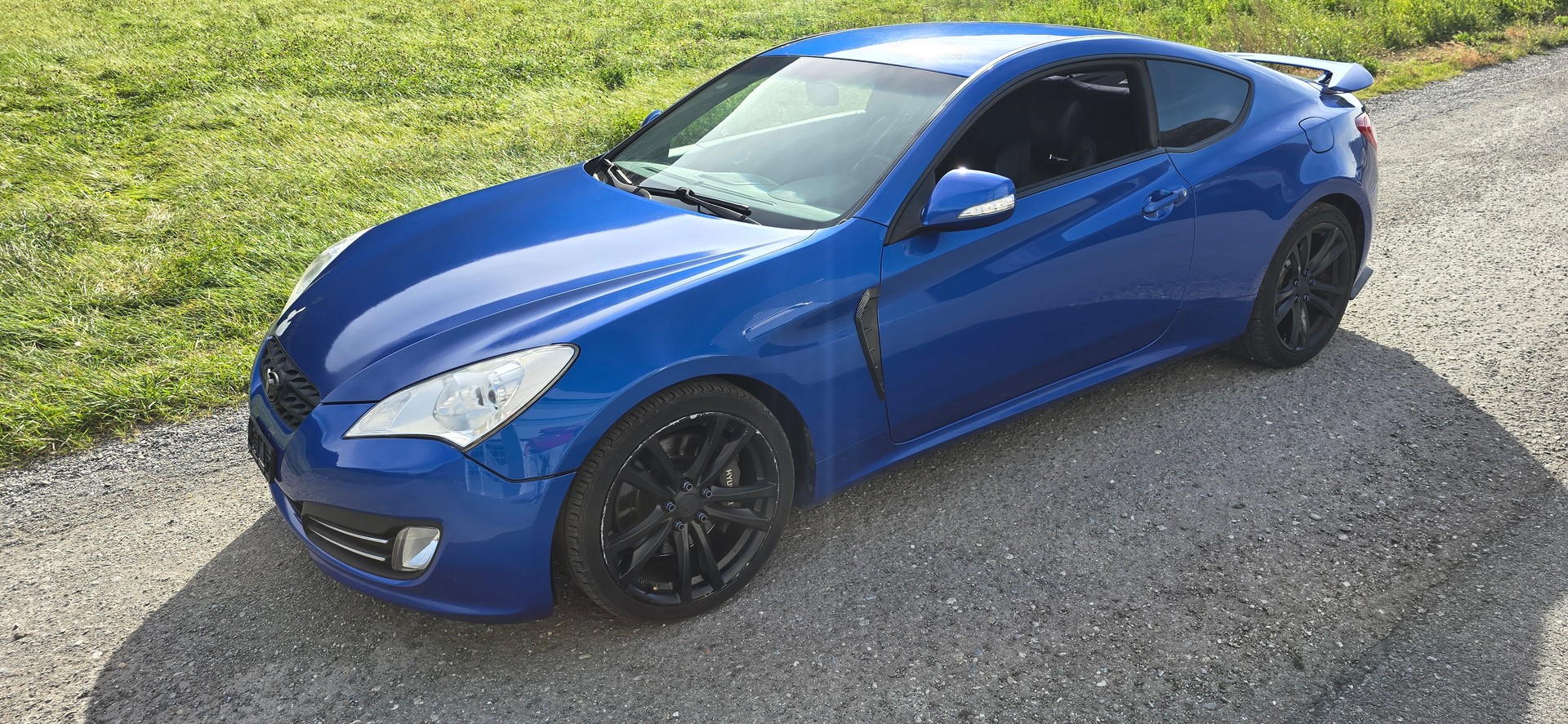 HYUNDAI Genesis 2.0 Turbo-image-4