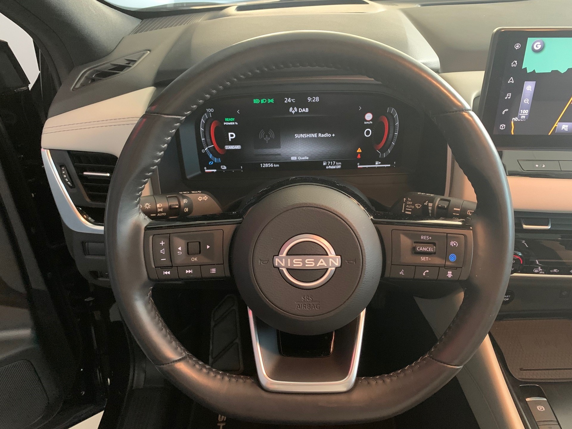 NISSAN Qashqai 1.5 VC-T Tekna-image-12