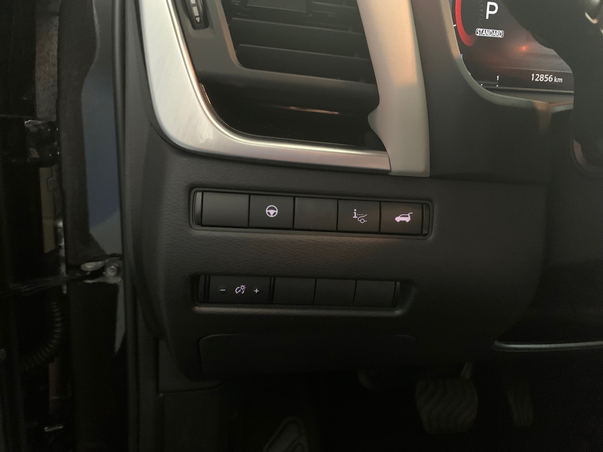 NISSAN Qashqai 1.5 VC-T Tekna-image-14