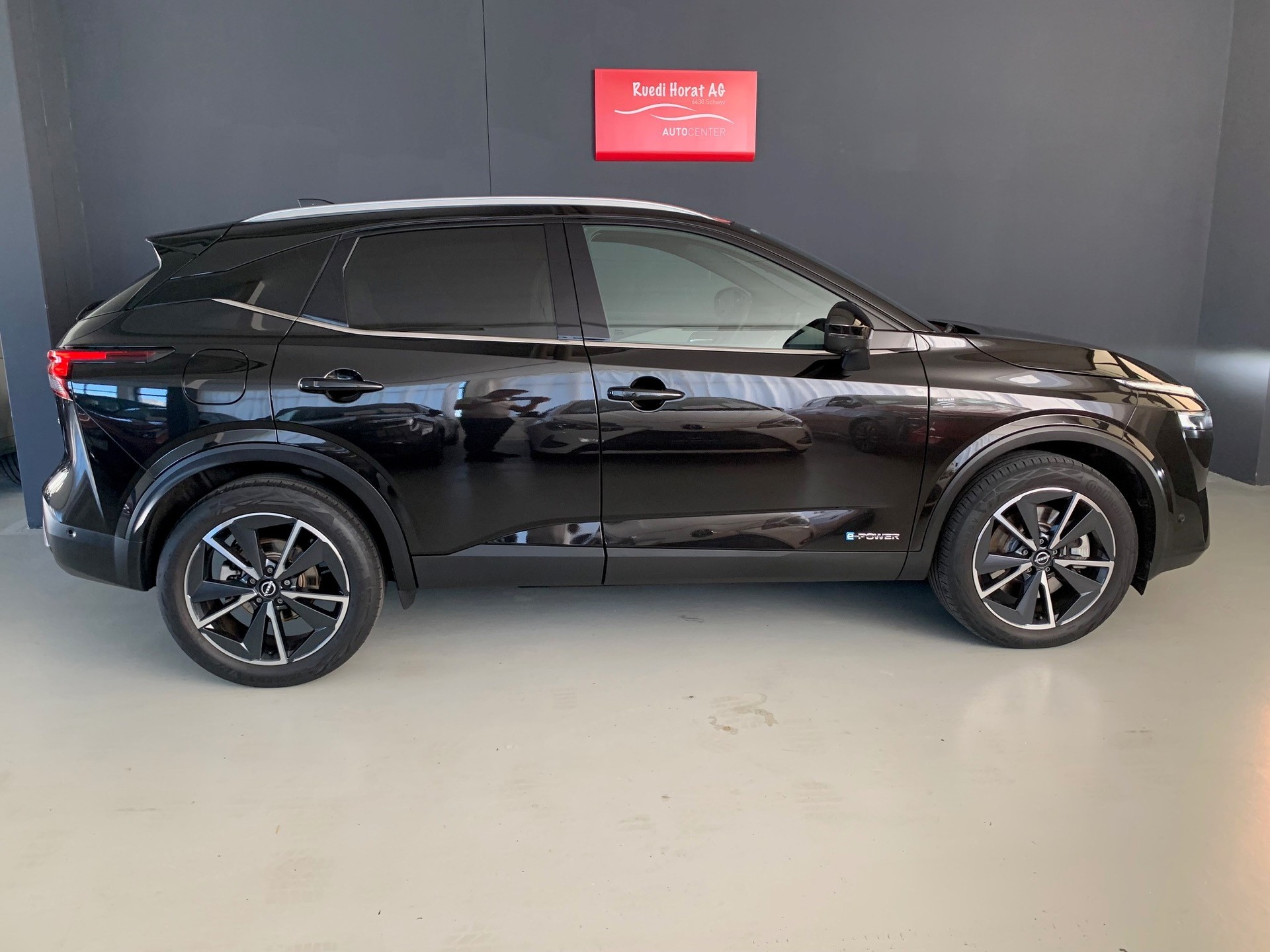NISSAN Qashqai 1.5 VC-T Tekna-image-4
