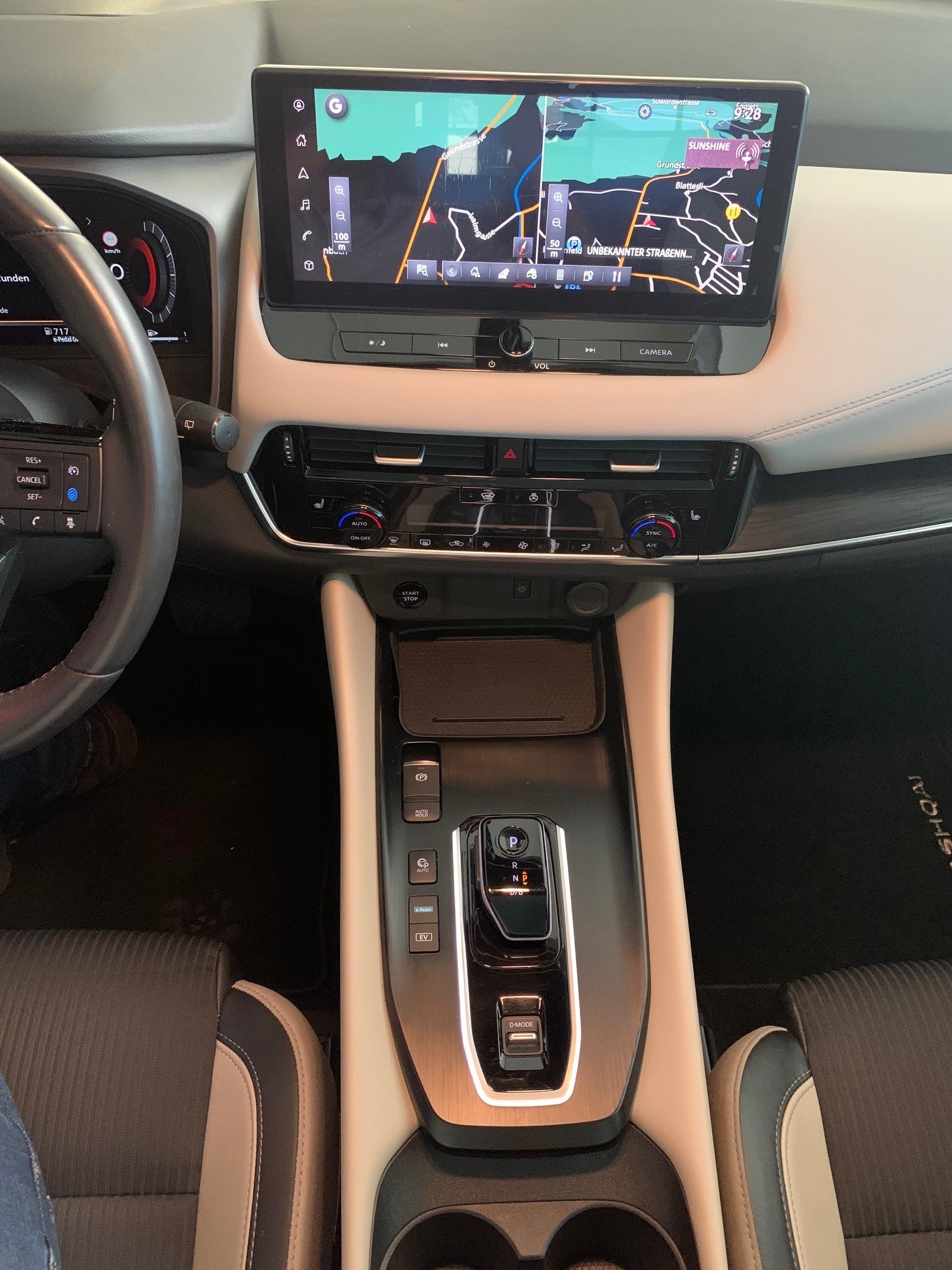 NISSAN Qashqai 1.5 VC-T Tekna-image-10