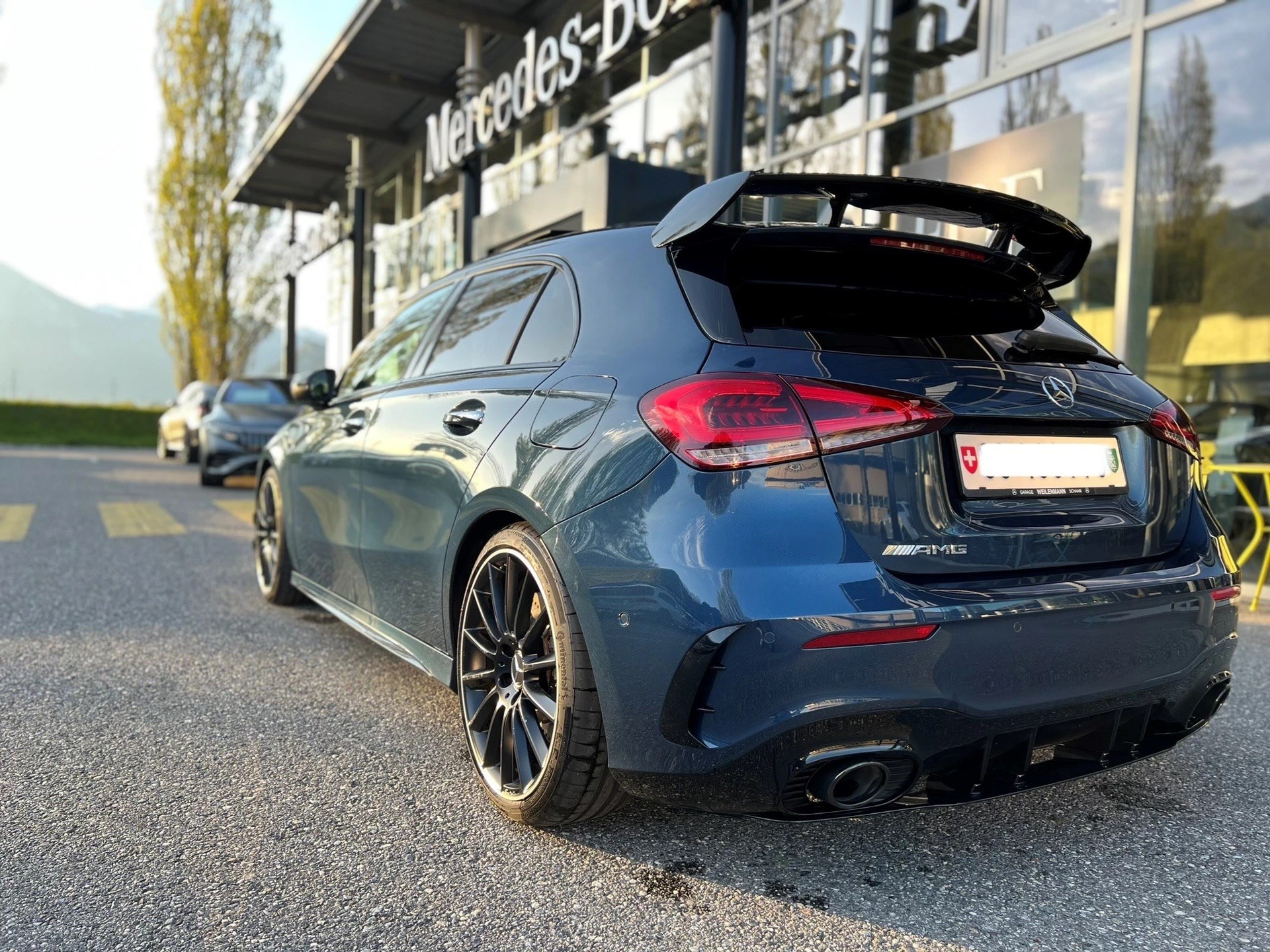 MERCEDES-BENZ A 35 AMG 4Matic Speedshift-image-1