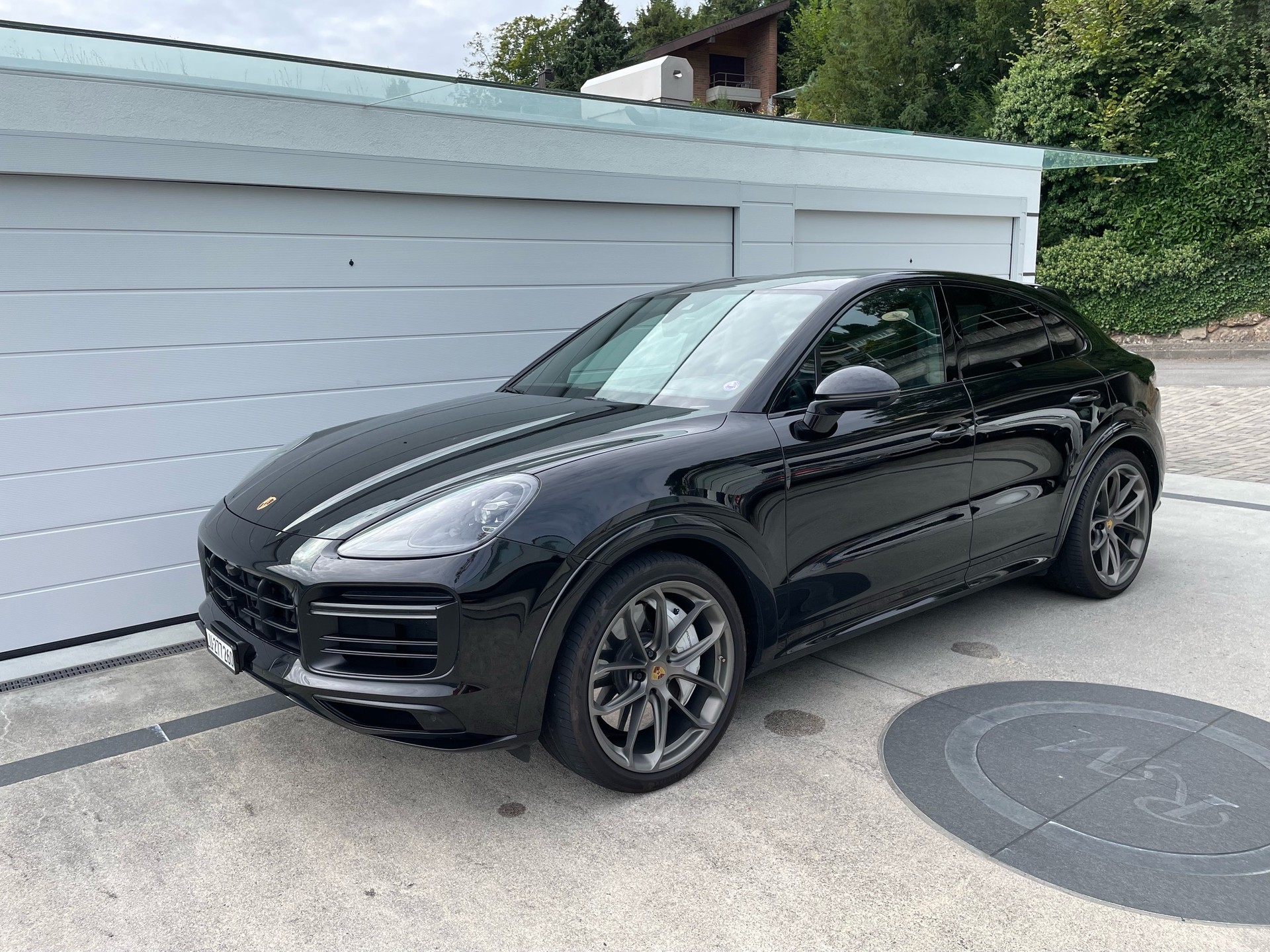 PORSCHE TURBO COUPE-image-1