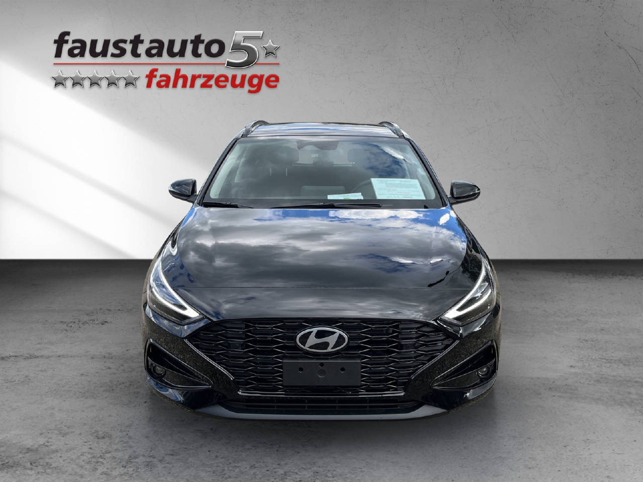 HYUNDAI i30 Wagon 1.5 T-GDi Amplia MY25-image-1