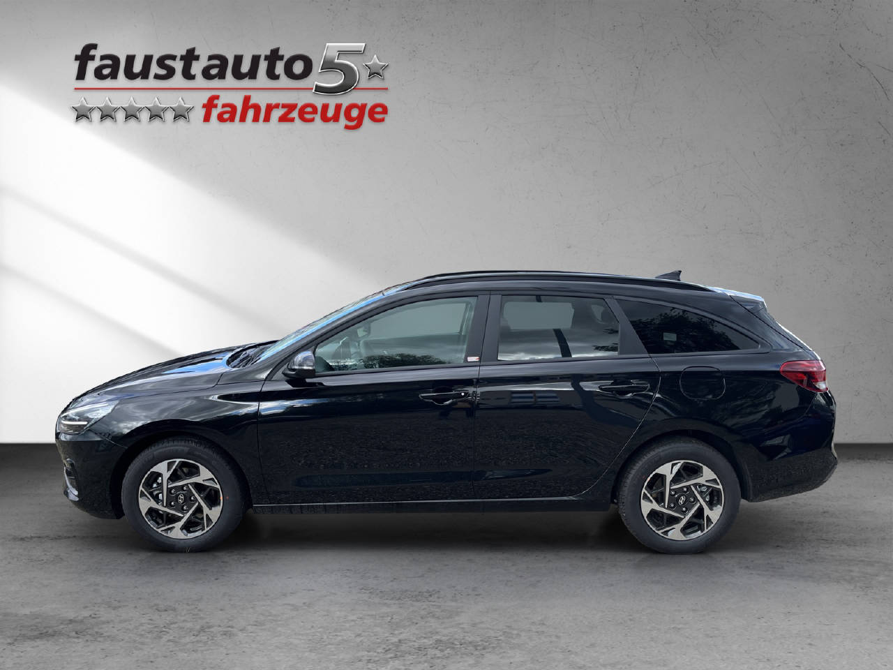 HYUNDAI i30 Wagon 1.5 T-GDi Amplia MY25-image-2