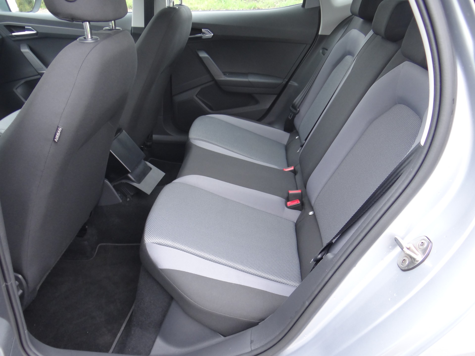 SEAT Arona 1.0 TGI CNG Style-image-10