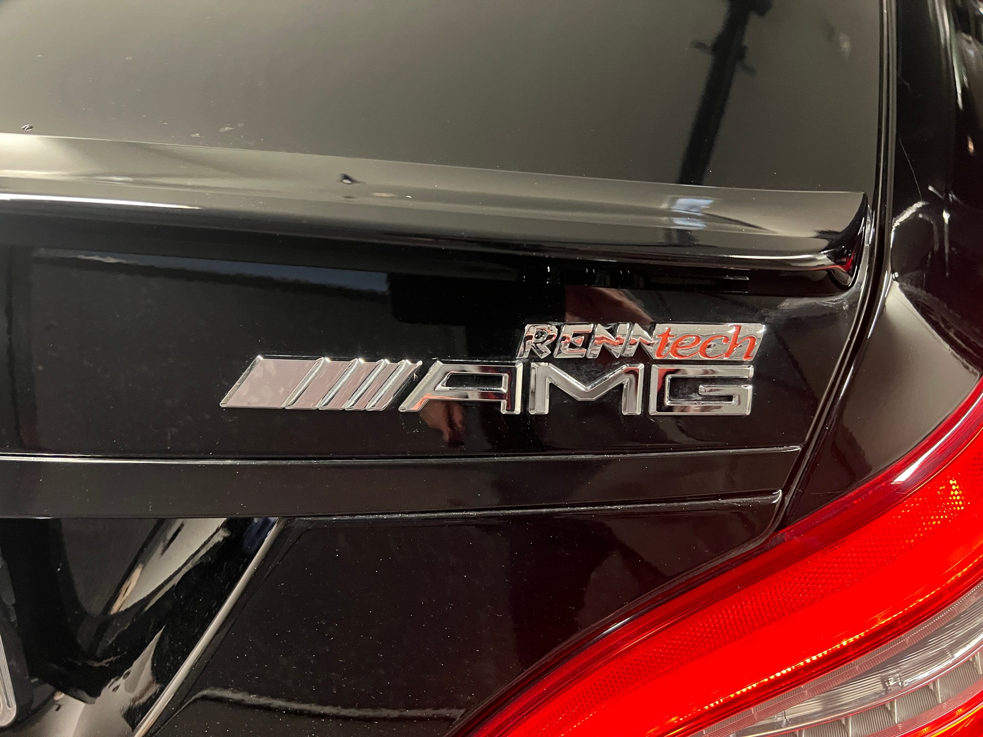 MERCEDES-BENZ CLS 63 AMG RENNTech Speedshift MCT-image-14